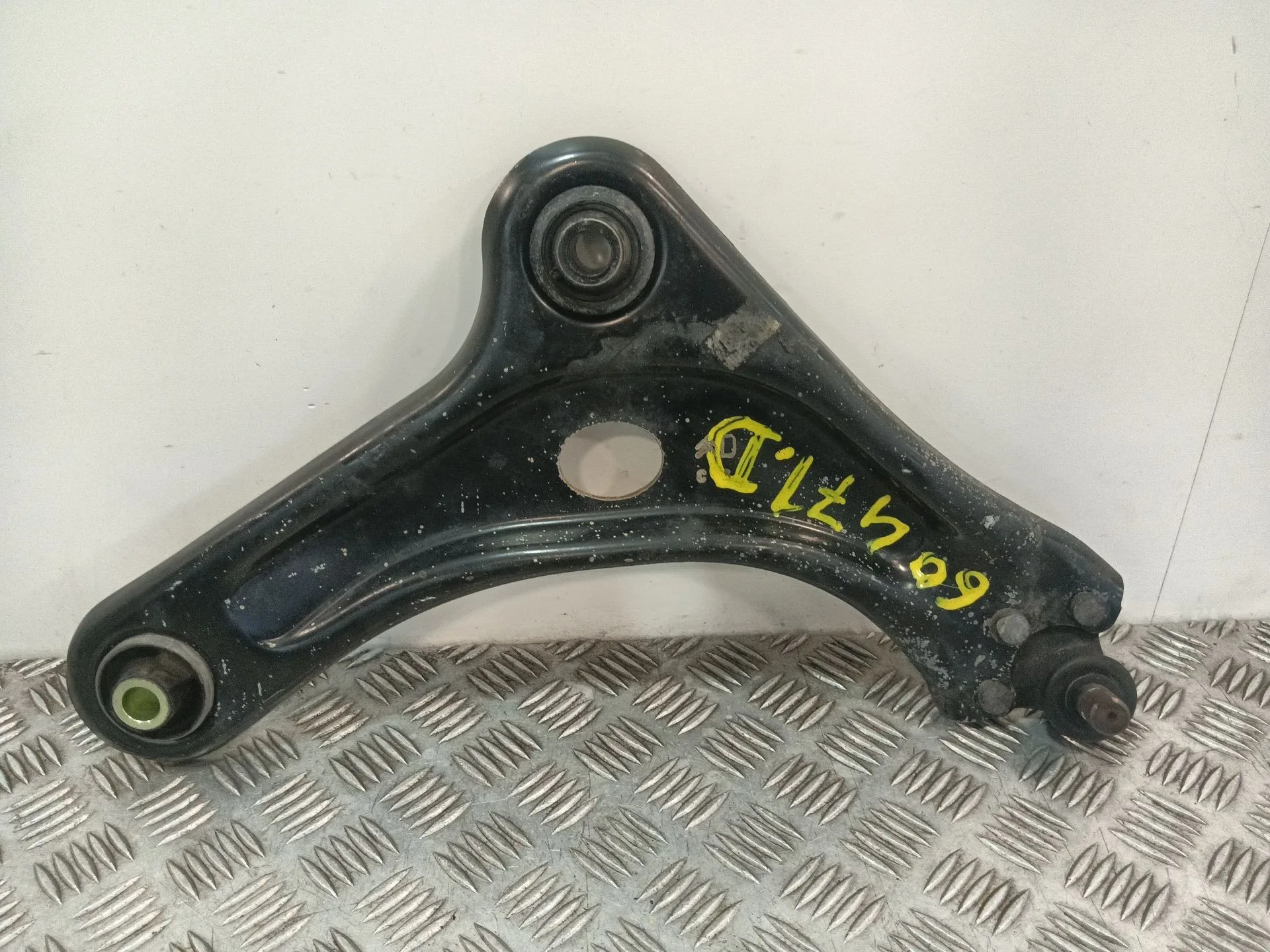 Brazo Suspension Inferior Delantero Derecho para Citroën C3 Iii (Sx)