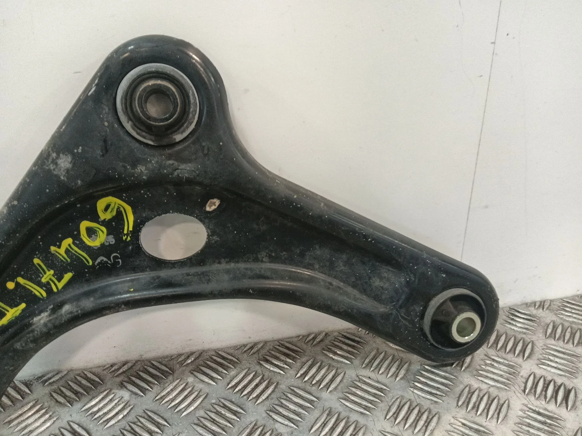 Brazo Suspension Inferior Delantero Izquierdo para Citroën C3 Iii (Sx)