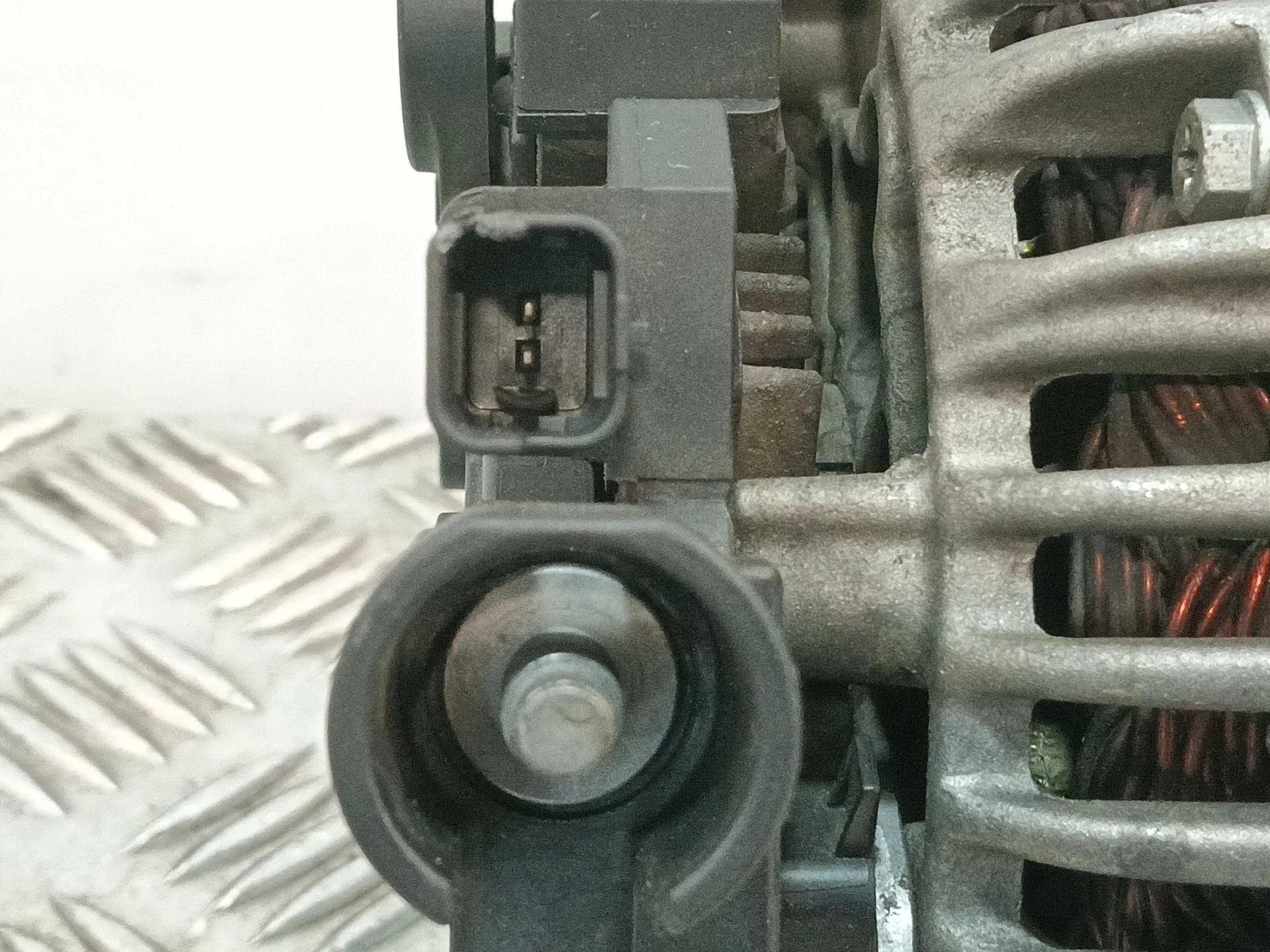 Alternador para Citroën C4 Picasso I Monospace (Ud_)