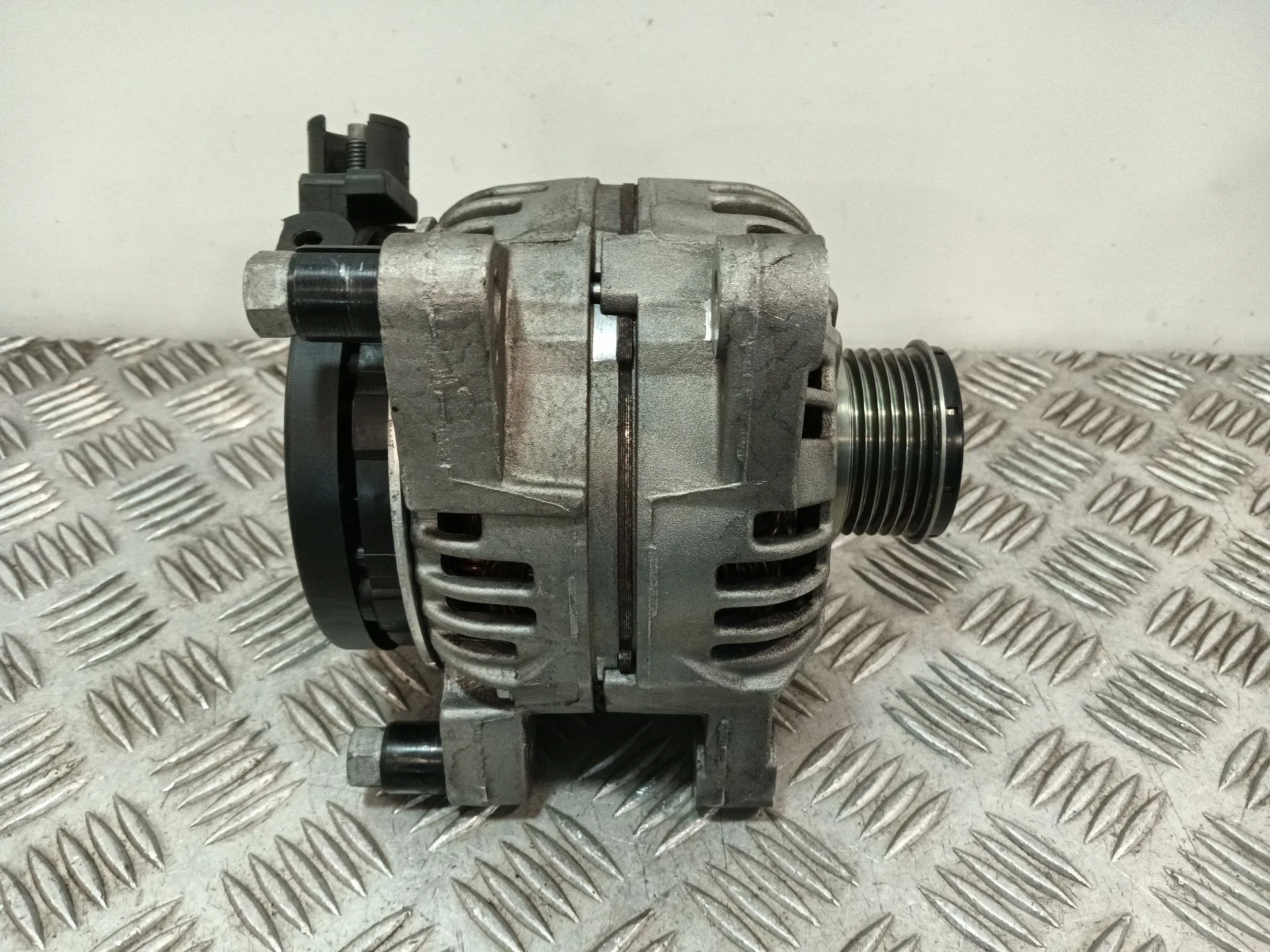 Alternador para Citroën C4 Picasso I Monospace (Ud_)
