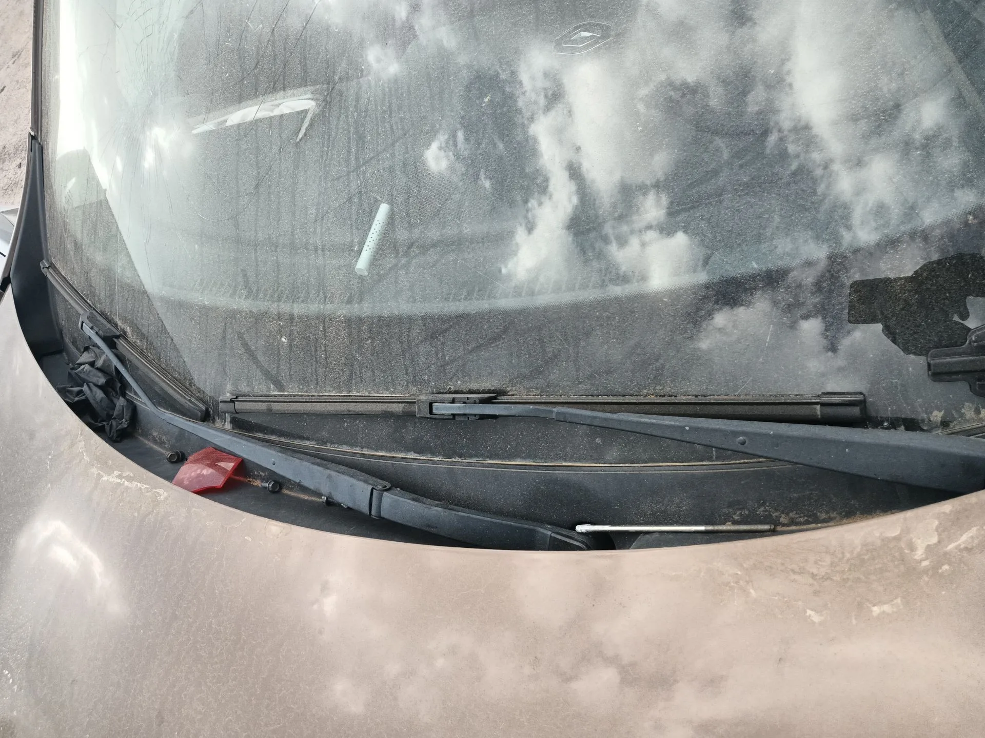 Brazo Limpia Delantero Izquierdo para Renault Kadjar (Ha_, Hl_)
