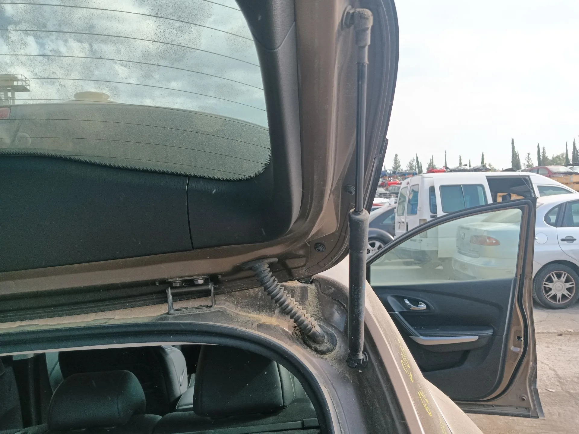 Amortiguador Porton Trasero Derecho para Renault Kadjar (Ha_, Hl_)