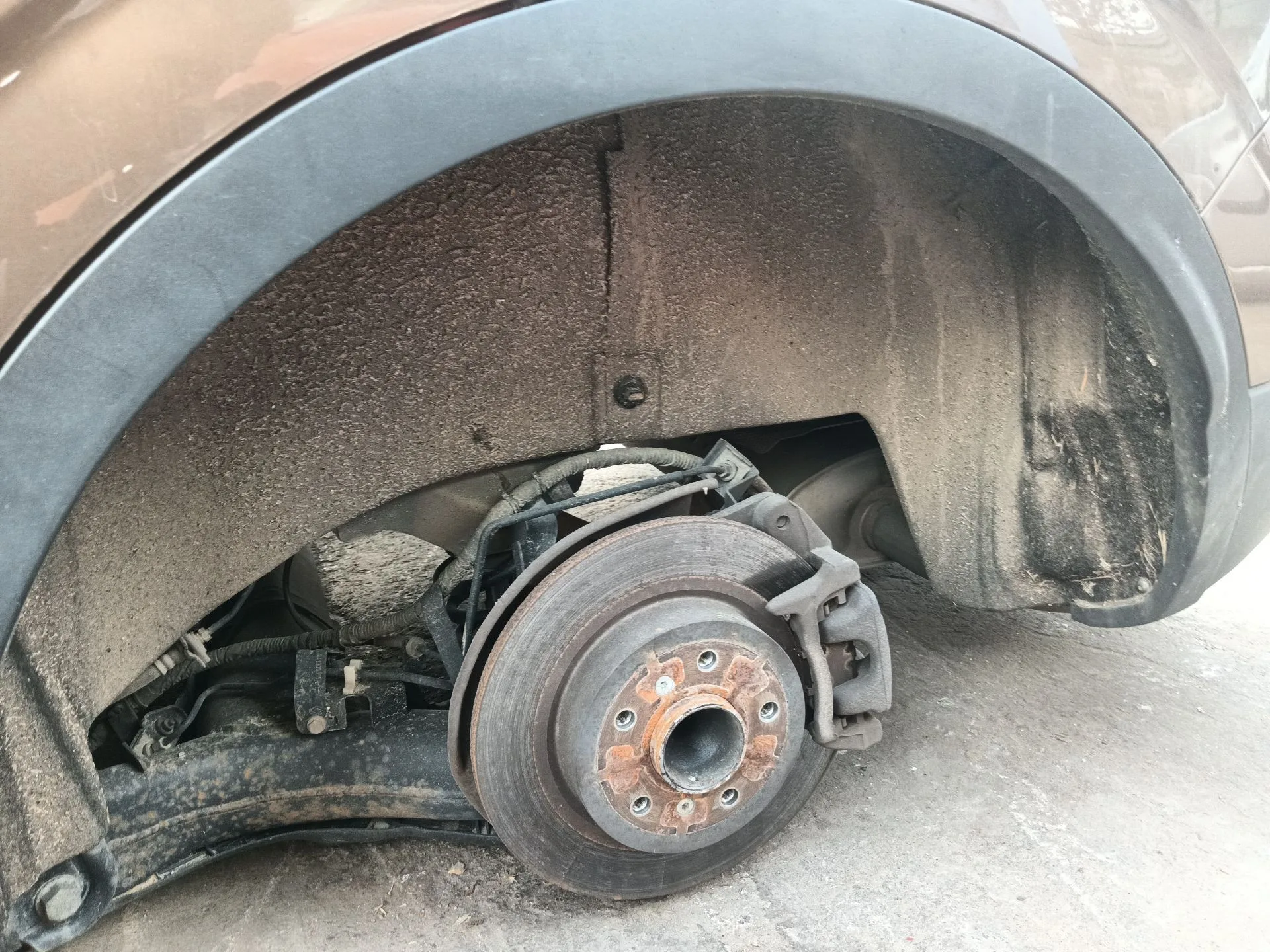 Paso De Rueda Trasero Izquierdo para Renault Kadjar (Ha_, Hl_)