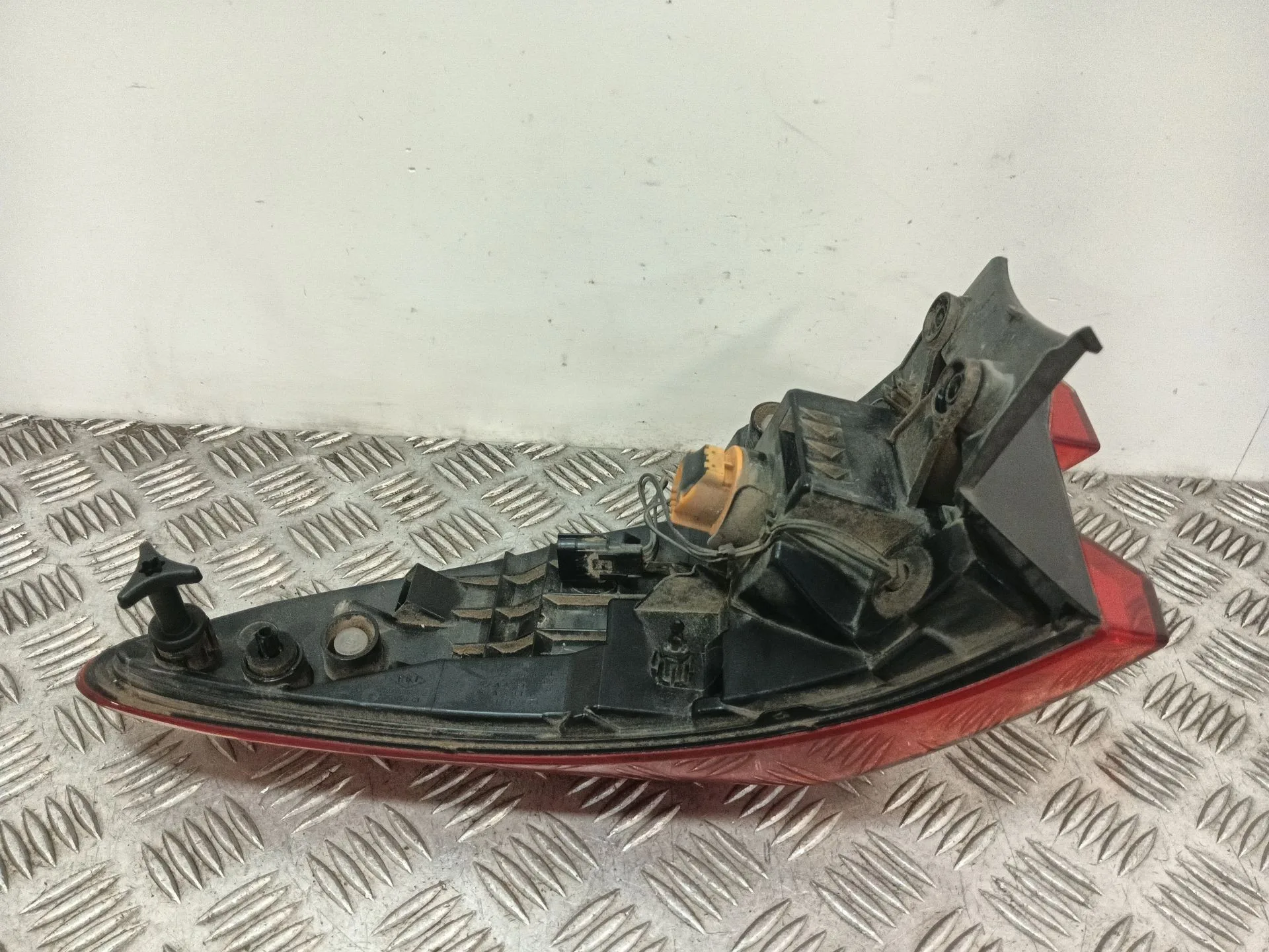 Piloto Trasero Izquierdo para Renault Kadjar (Ha_, Hl_)