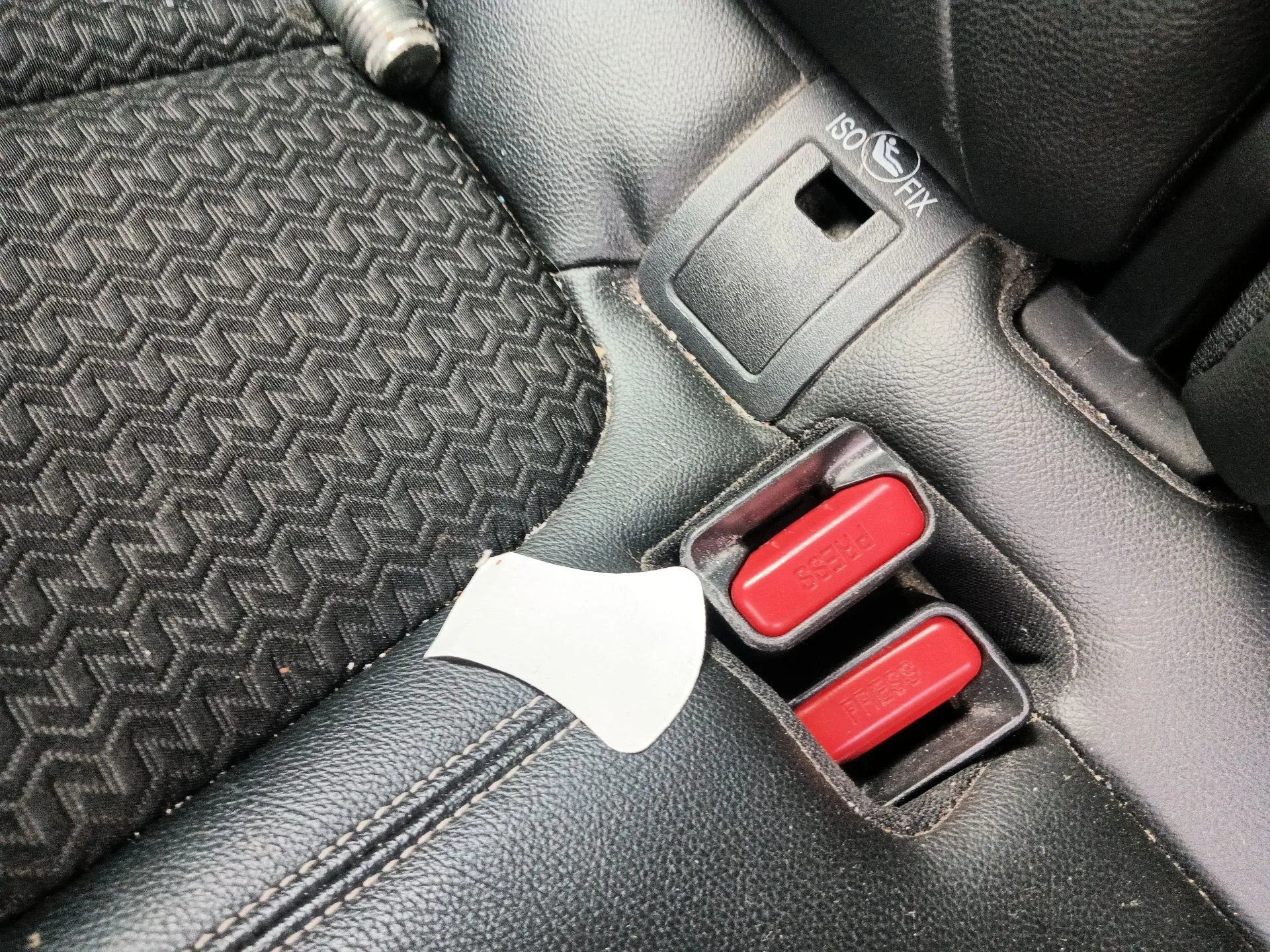 Enganche Cinturon Trasero Derecho para Renault Kadjar (Ha_, Hl_)