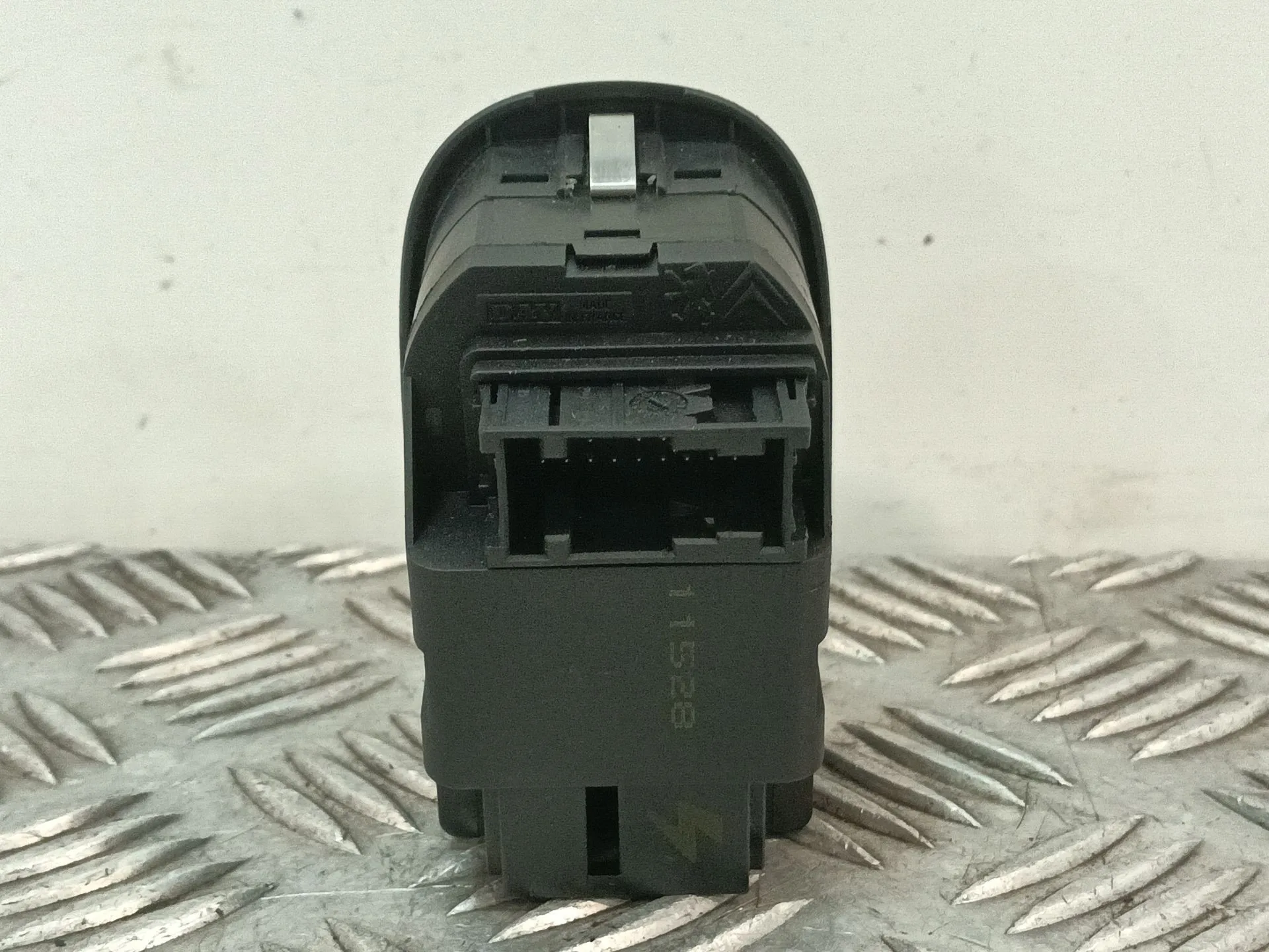 Mando Elevalunas Delantero Izquierdo para Peugeot 306 Berlina 3/4/5 Puertas (S2)