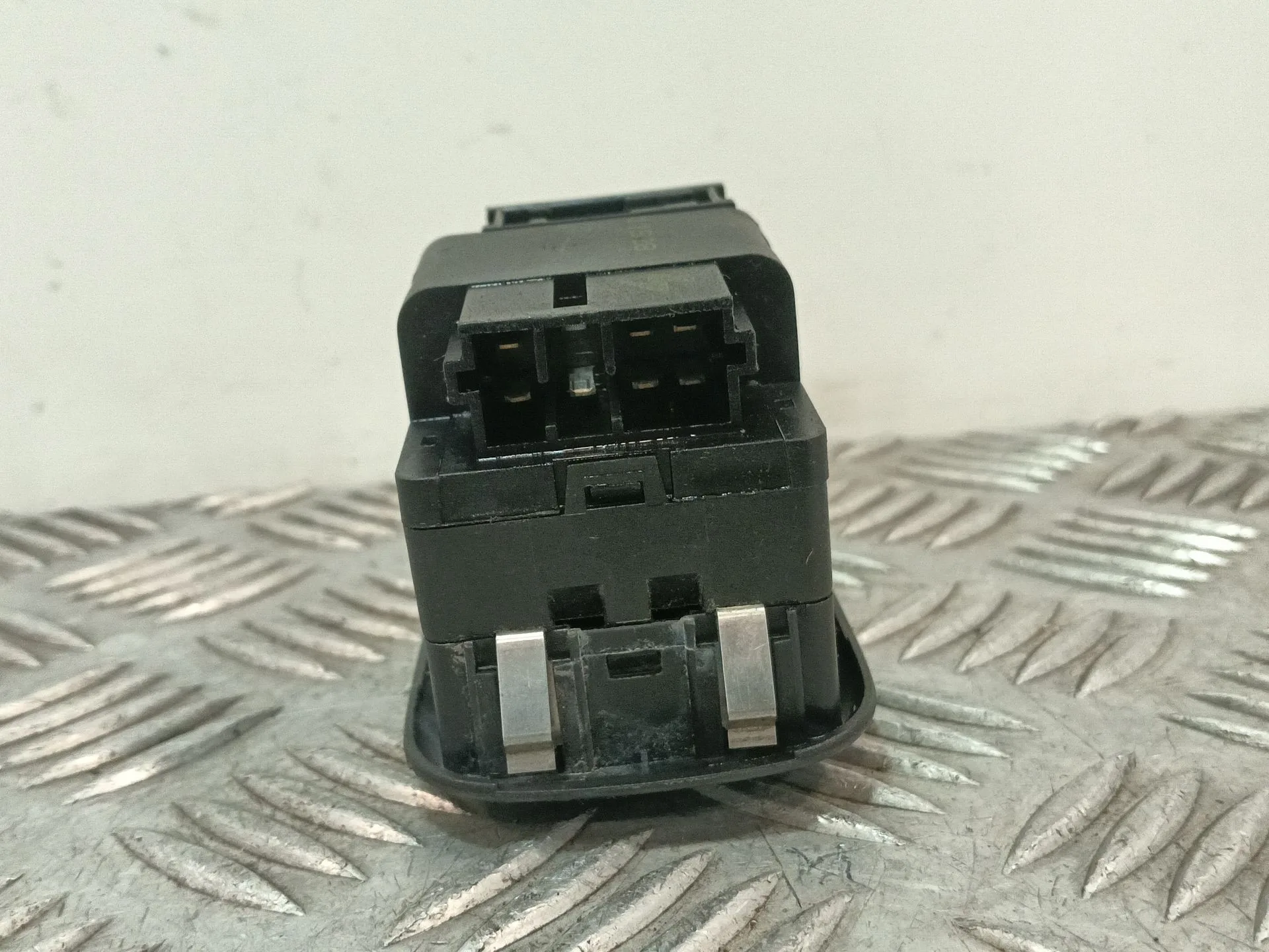 Mando Elevalunas Delantero Izquierdo para Peugeot 306 Berlina 3/4/5 Puertas (S2)