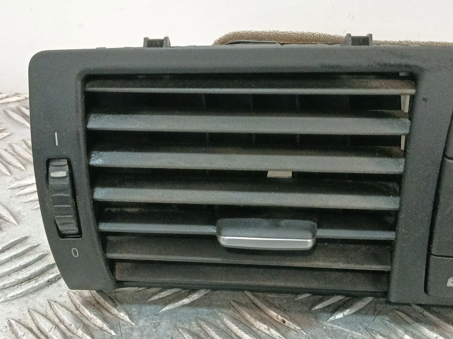 Rejilla Aireadora para Bmw 1 (E81)