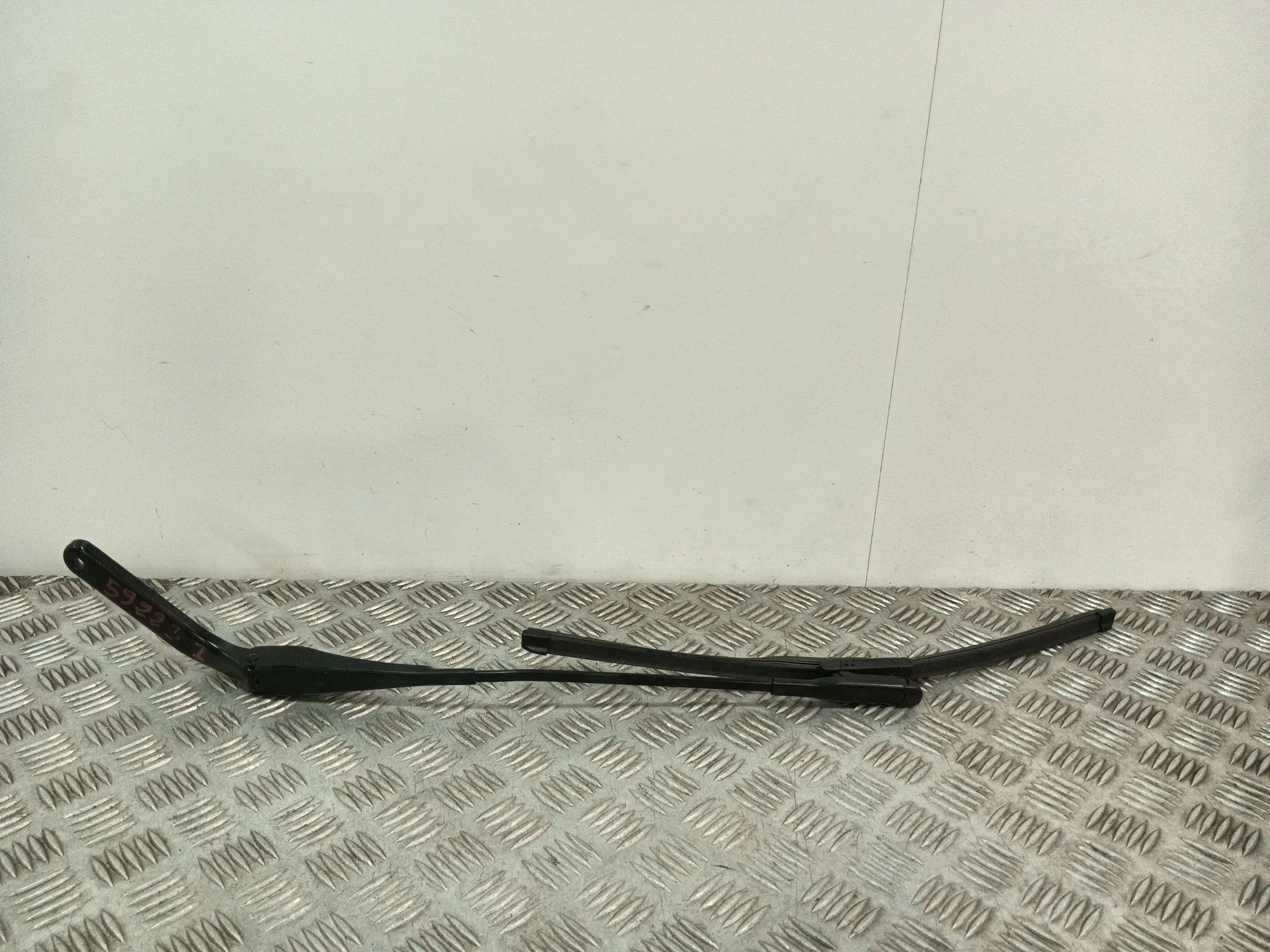 Brazo Limpia Delantero Izquierdo para Bmw 1 (E81)