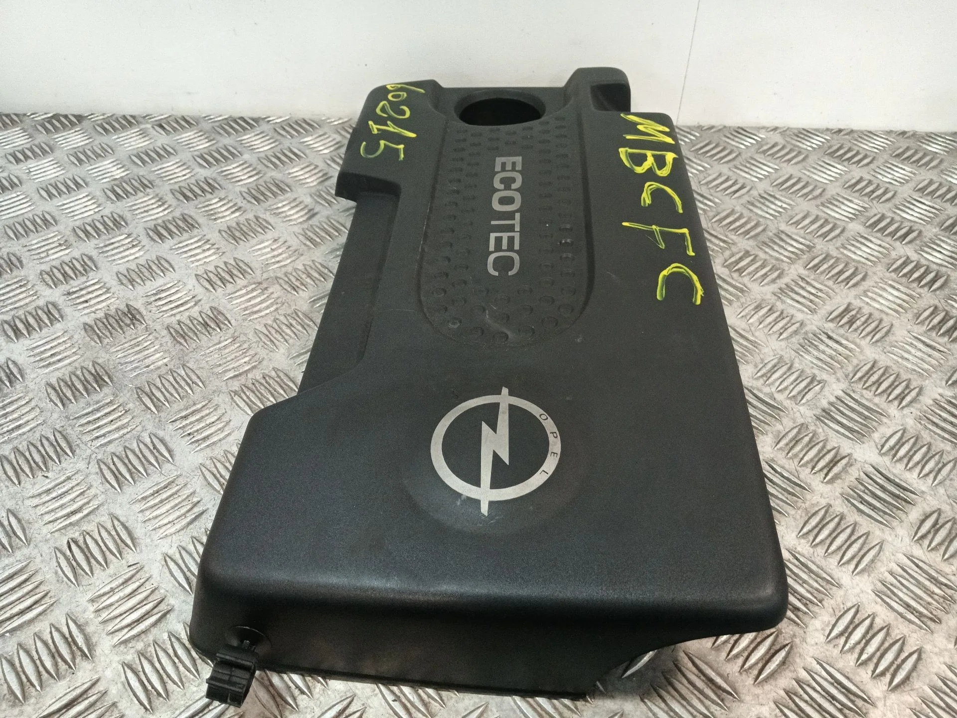 Tapa Motor para Opel Corsa D (S07)