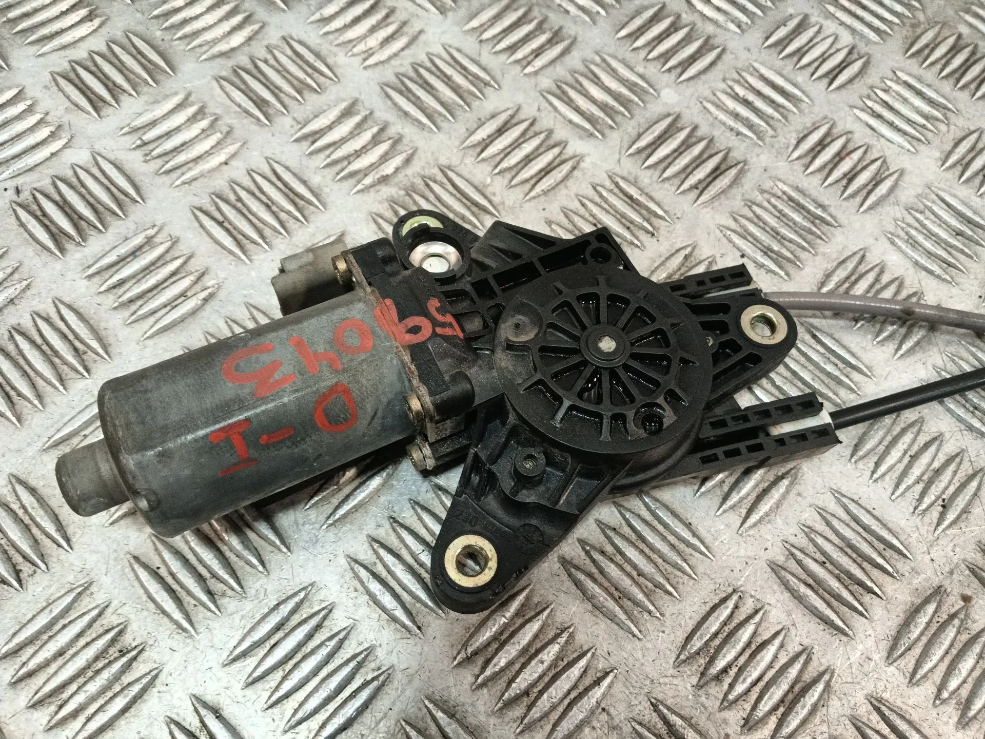 Elevalunas Delantero Izquierdo para Peugeot 306 Berlina 3/4/5 Puertas (S2)