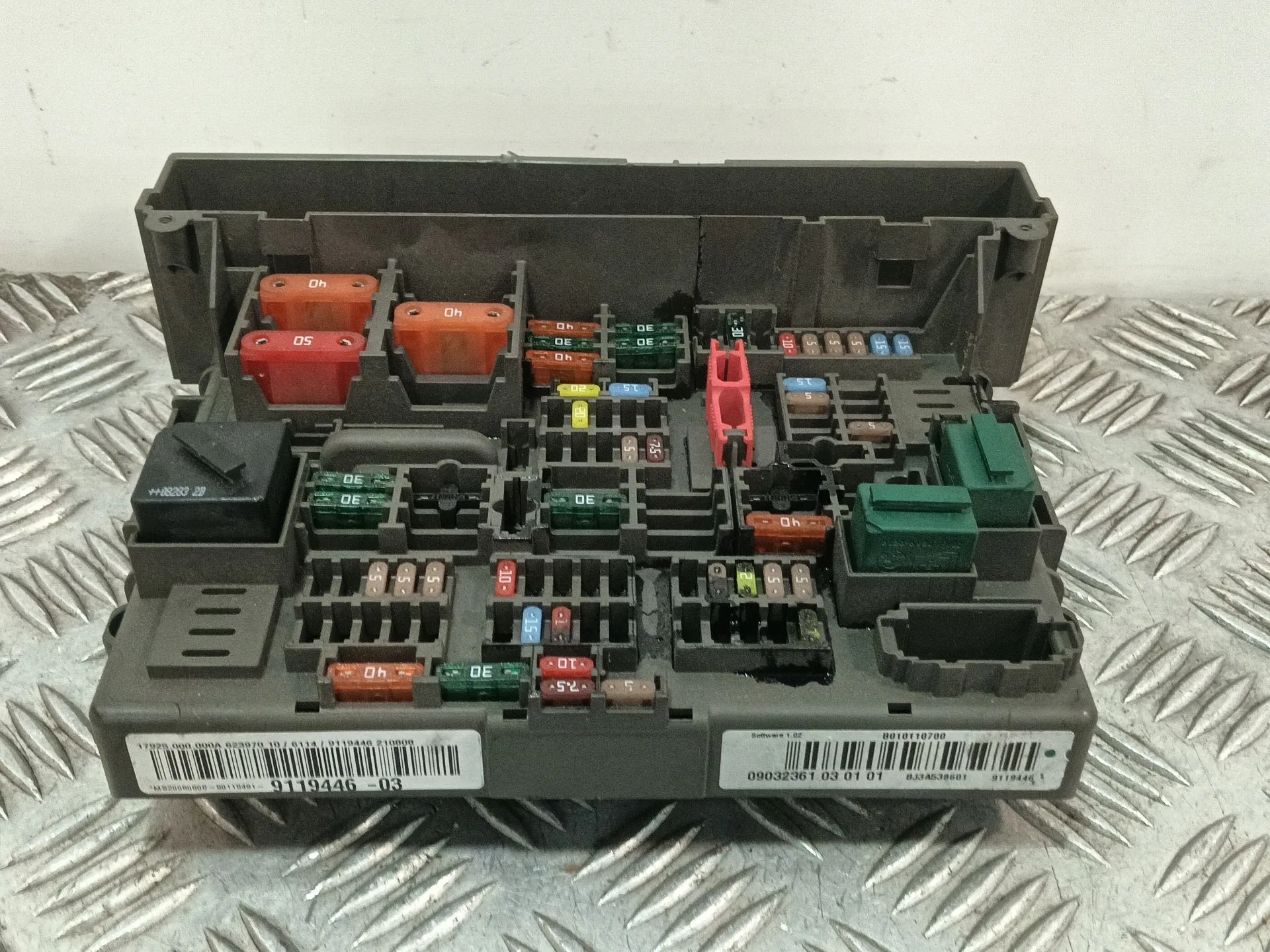 Caja Reles / Fusibles para Bmw 1 (E81)