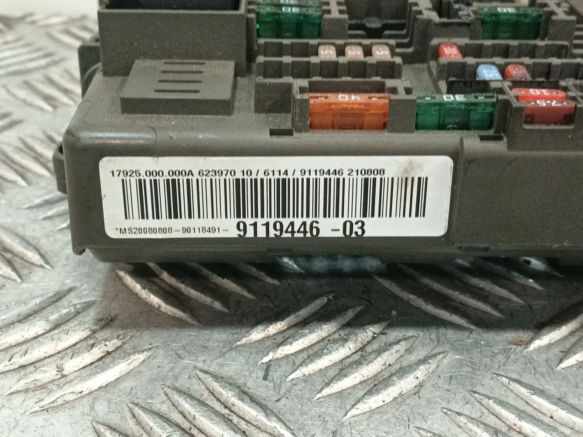 Caja Reles / Fusibles para Bmw 1 (E81)