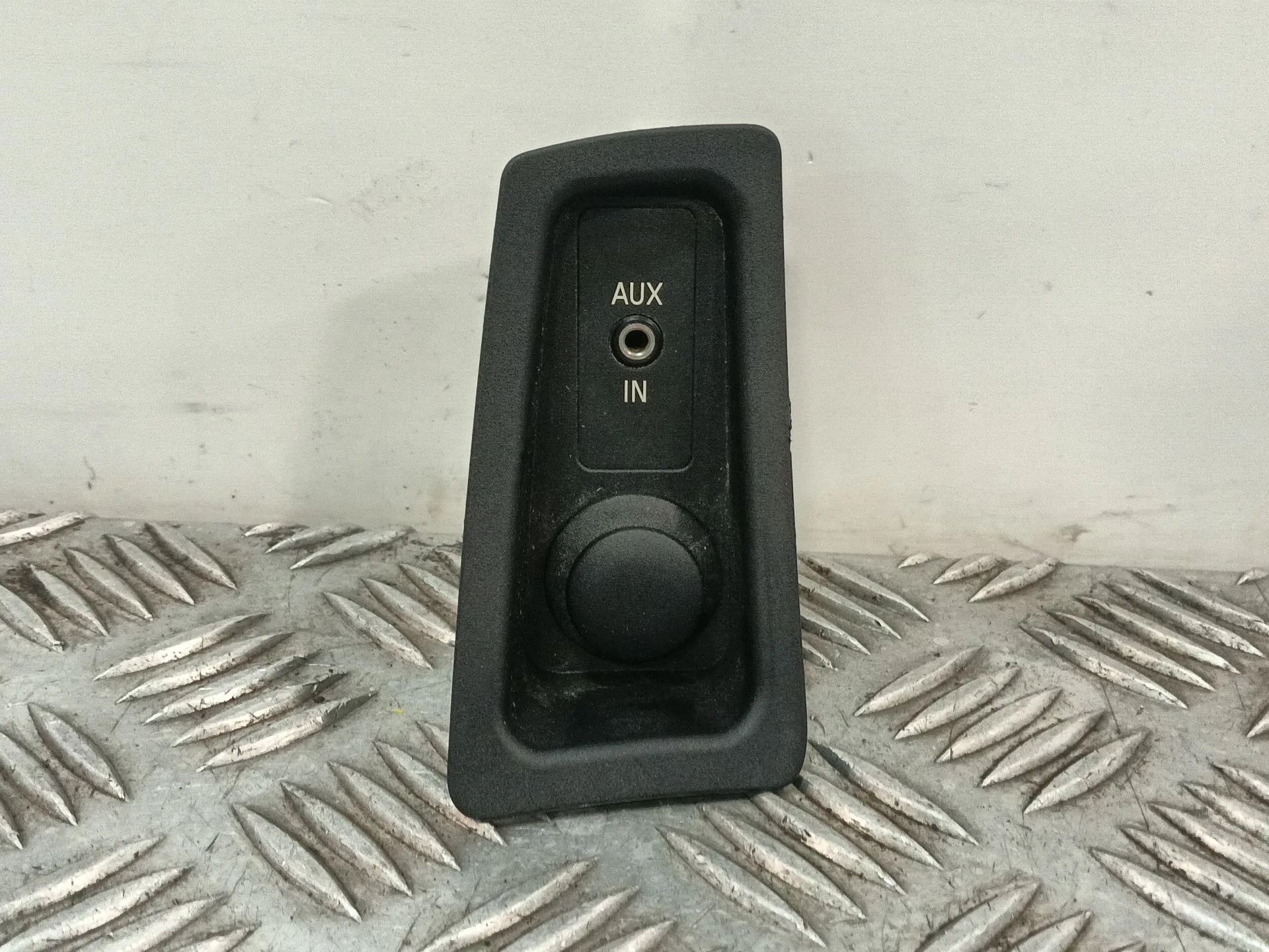 Moldura para Bmw 1 (E81)