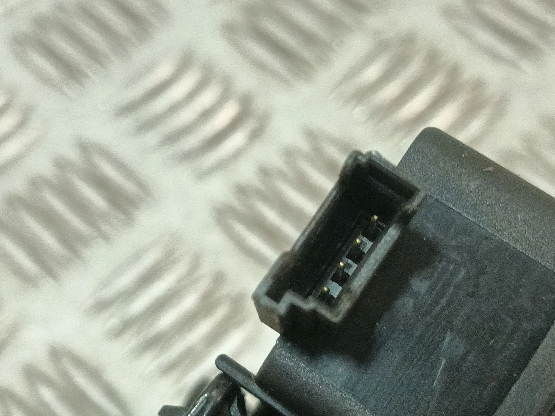 Cerradura Maletero / Porton para Bmw 1 (E81)