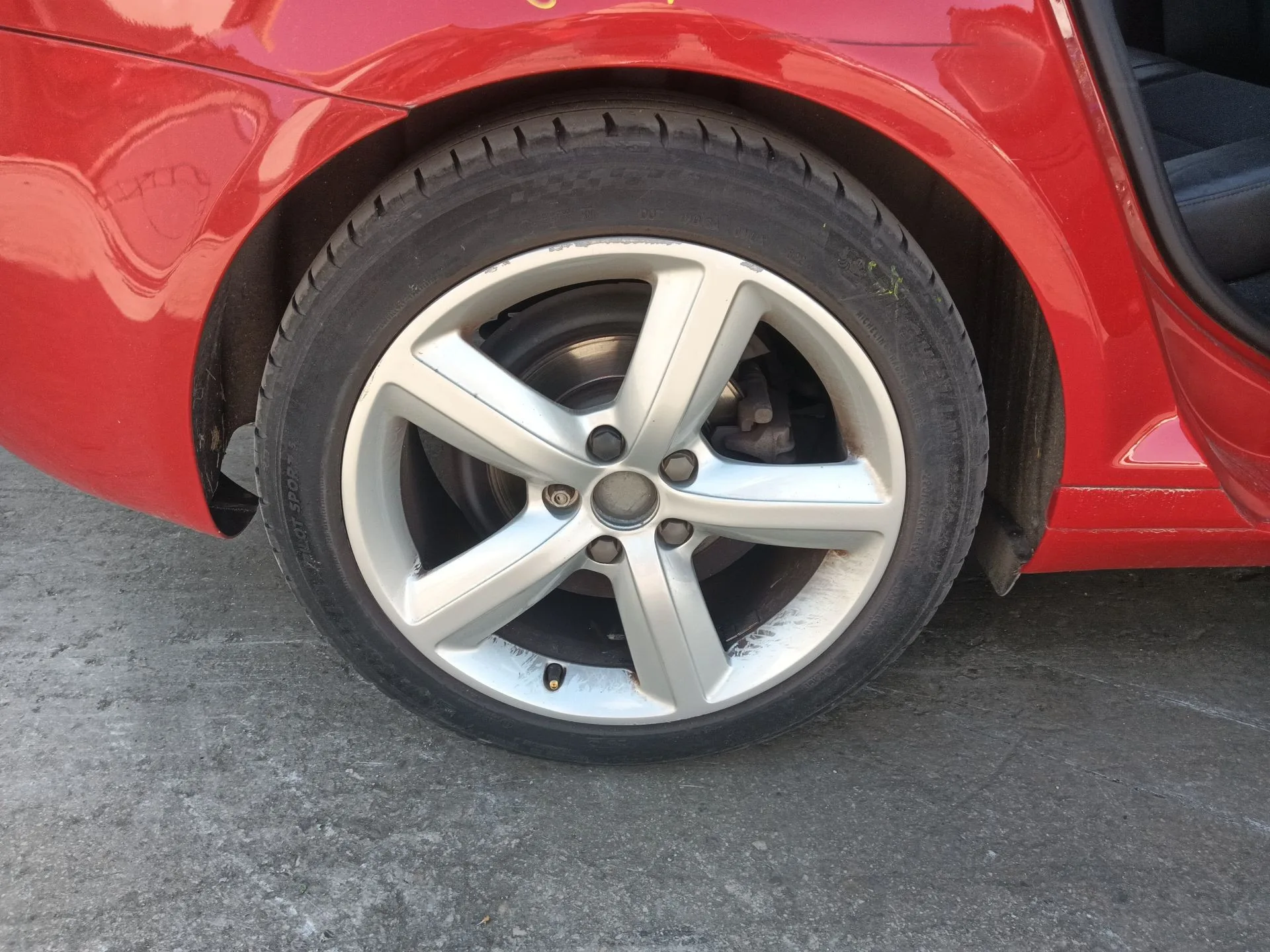 Plastico Paso Rueda Trasero Derecho para Audi A3 Sportback (8Pa)