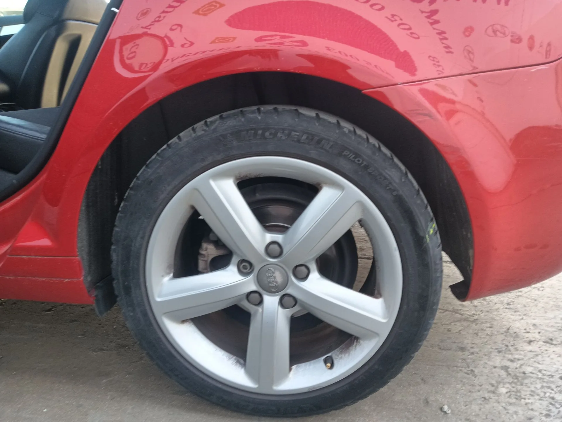 Plastico Paso Rueda Trasero Izquierdo para Audi A3 Sportback (8Pa)