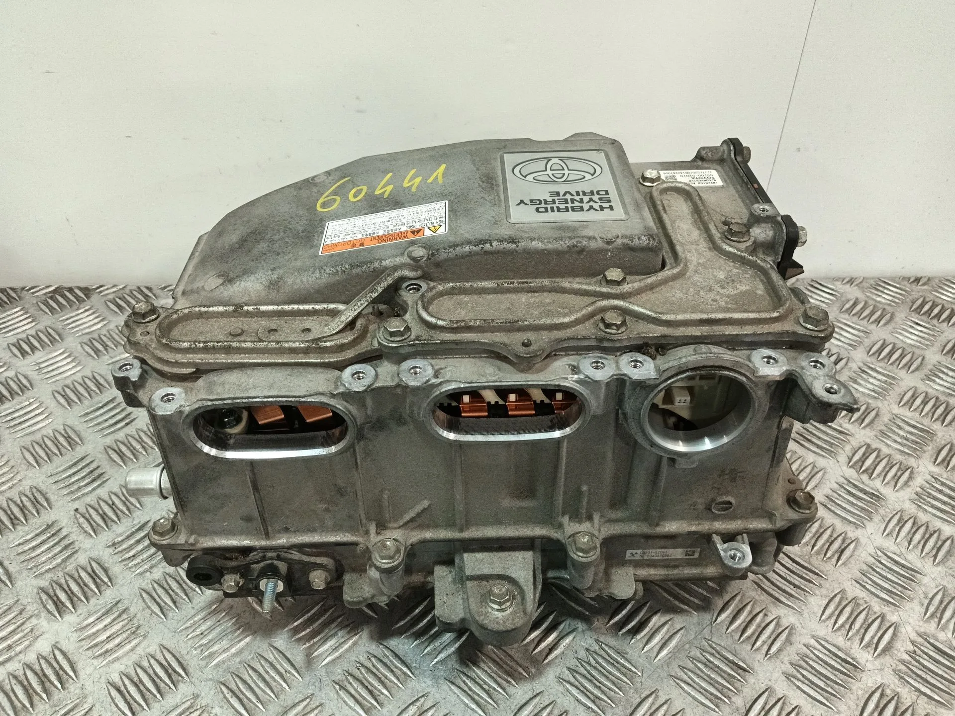 Inversor / Generador Hibrido para Toyota Yaris (_P13_)