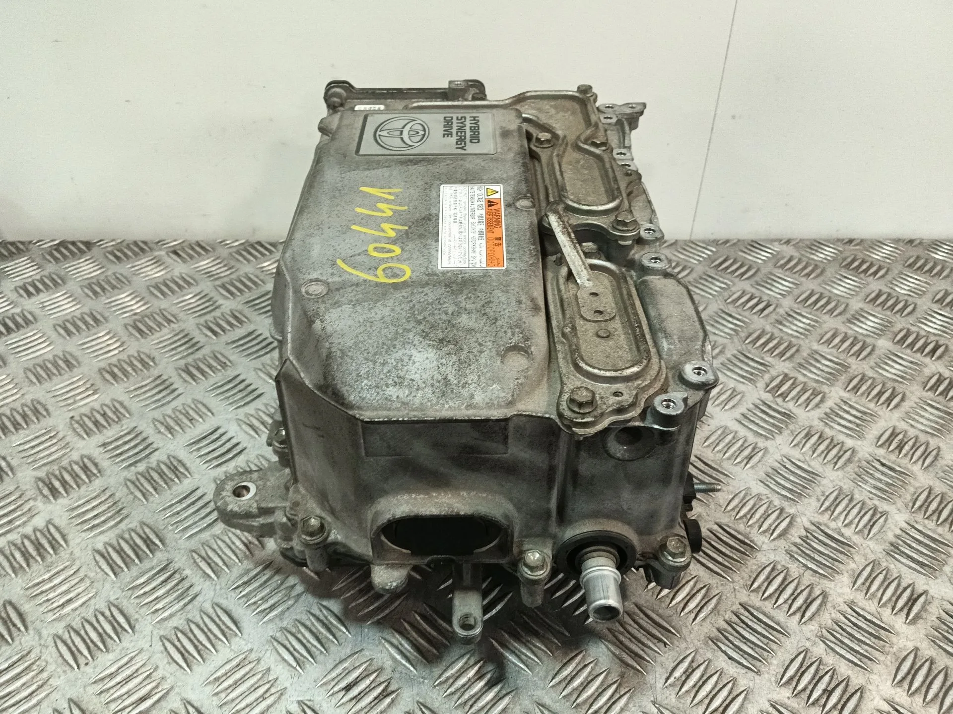 Inversor / Generador Hibrido para Toyota Yaris (_P13_)