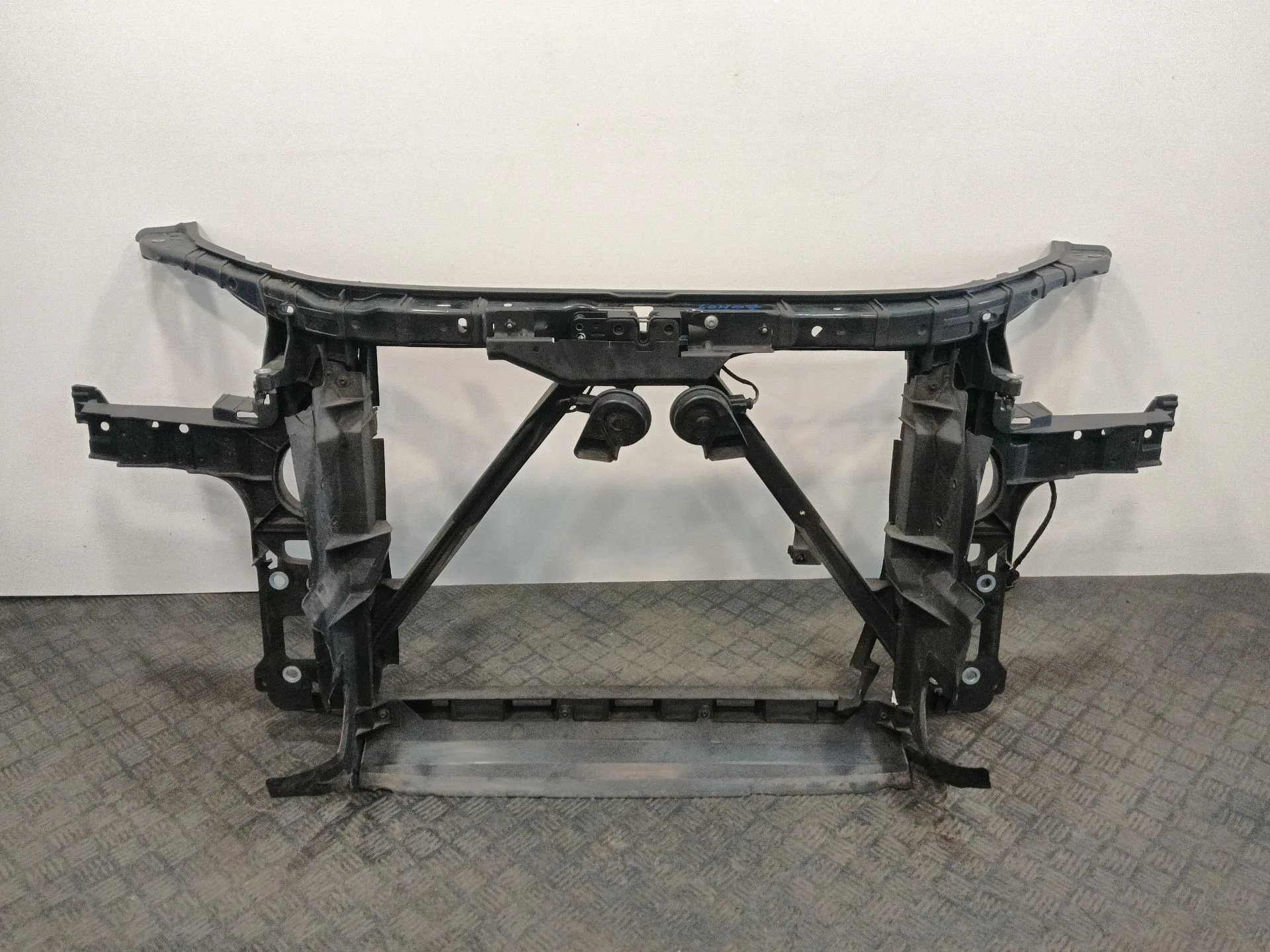 Panel Frontal para Audi Q7 (4Lb)