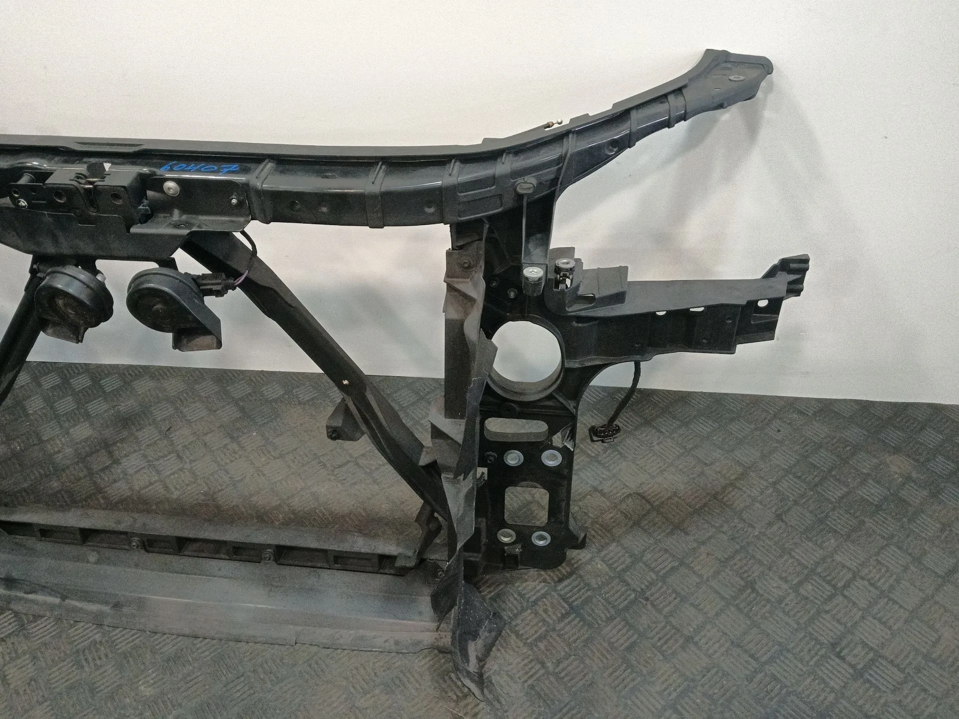 Panel Frontal para Audi Q7 (4Lb)