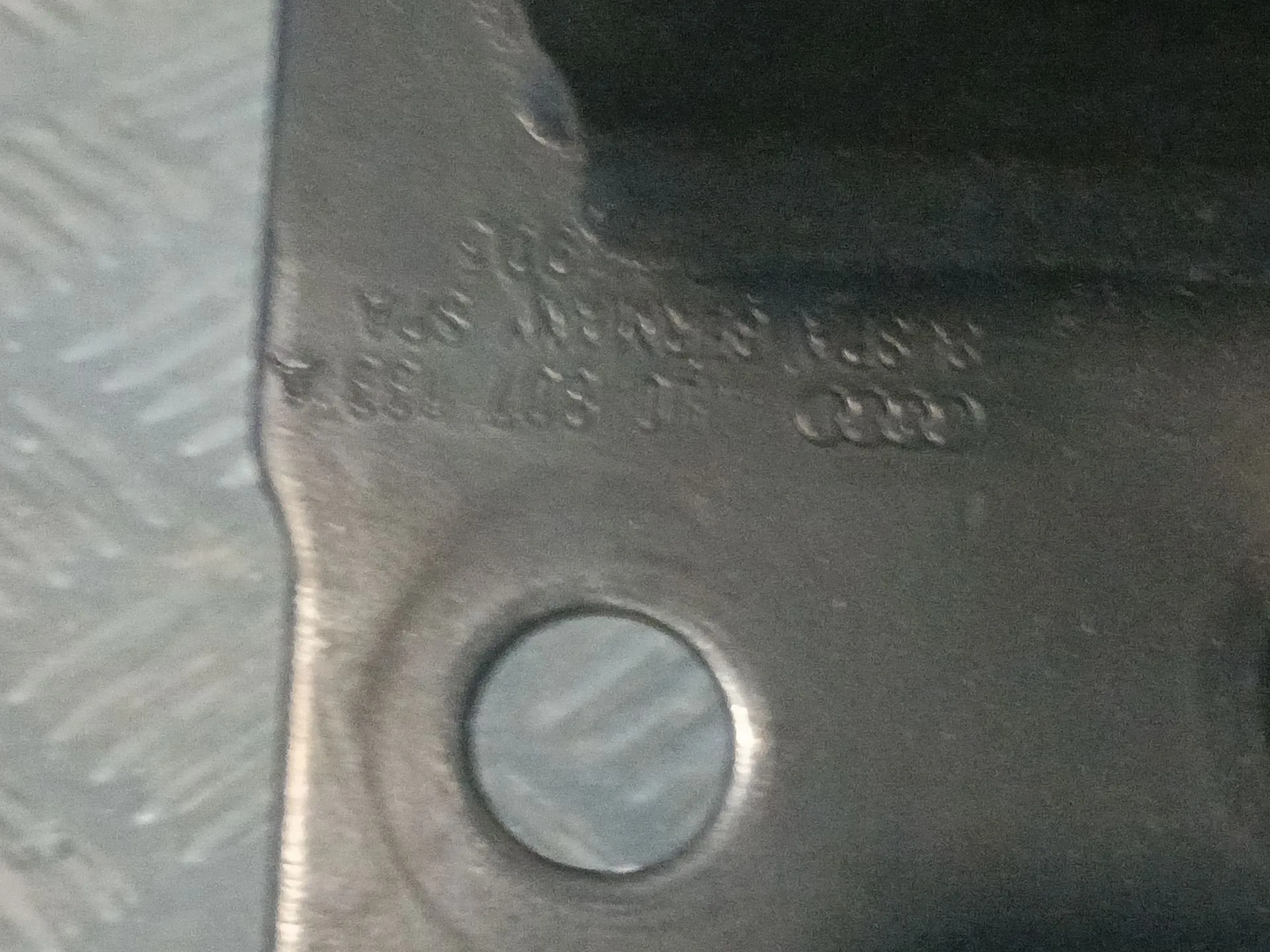 Refuerzo Paragolpes Delantero para Audi Q7 (4Lb)