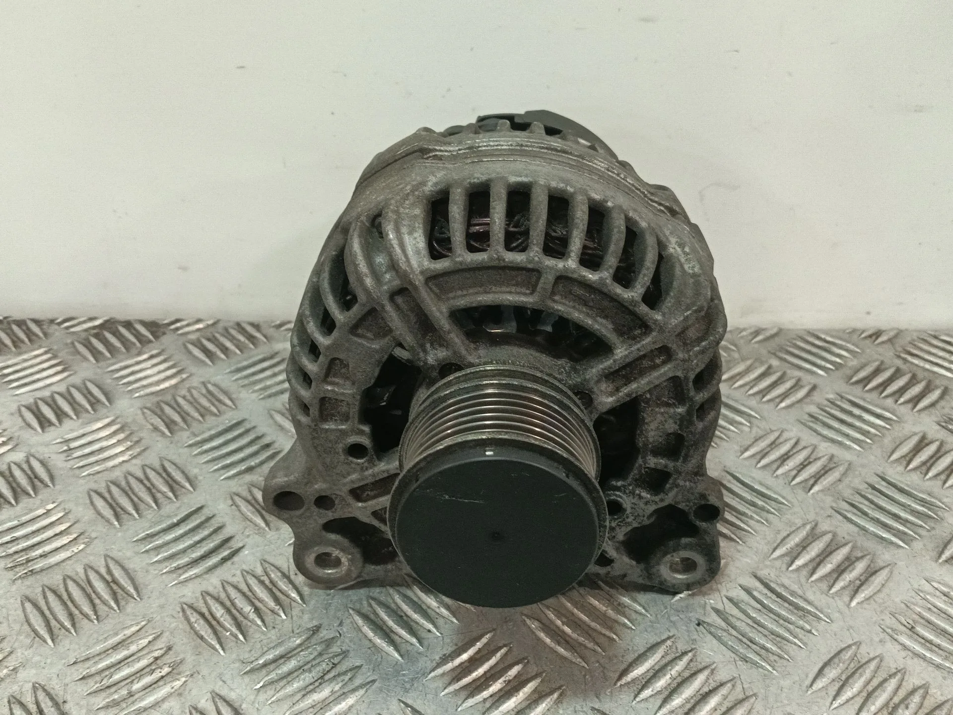 Alternador para Seat Leon (1P1)