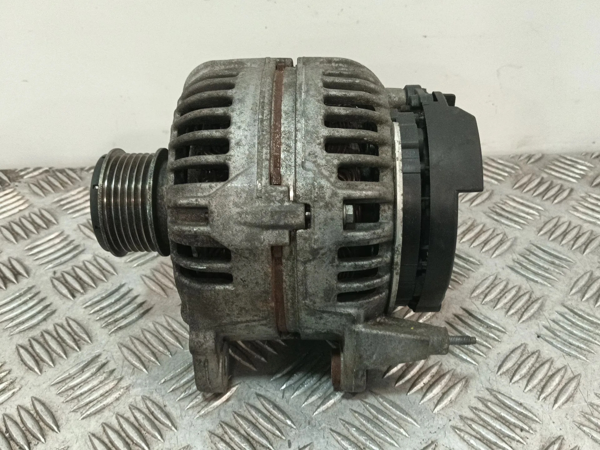 Alternador para Seat Leon (1P1)