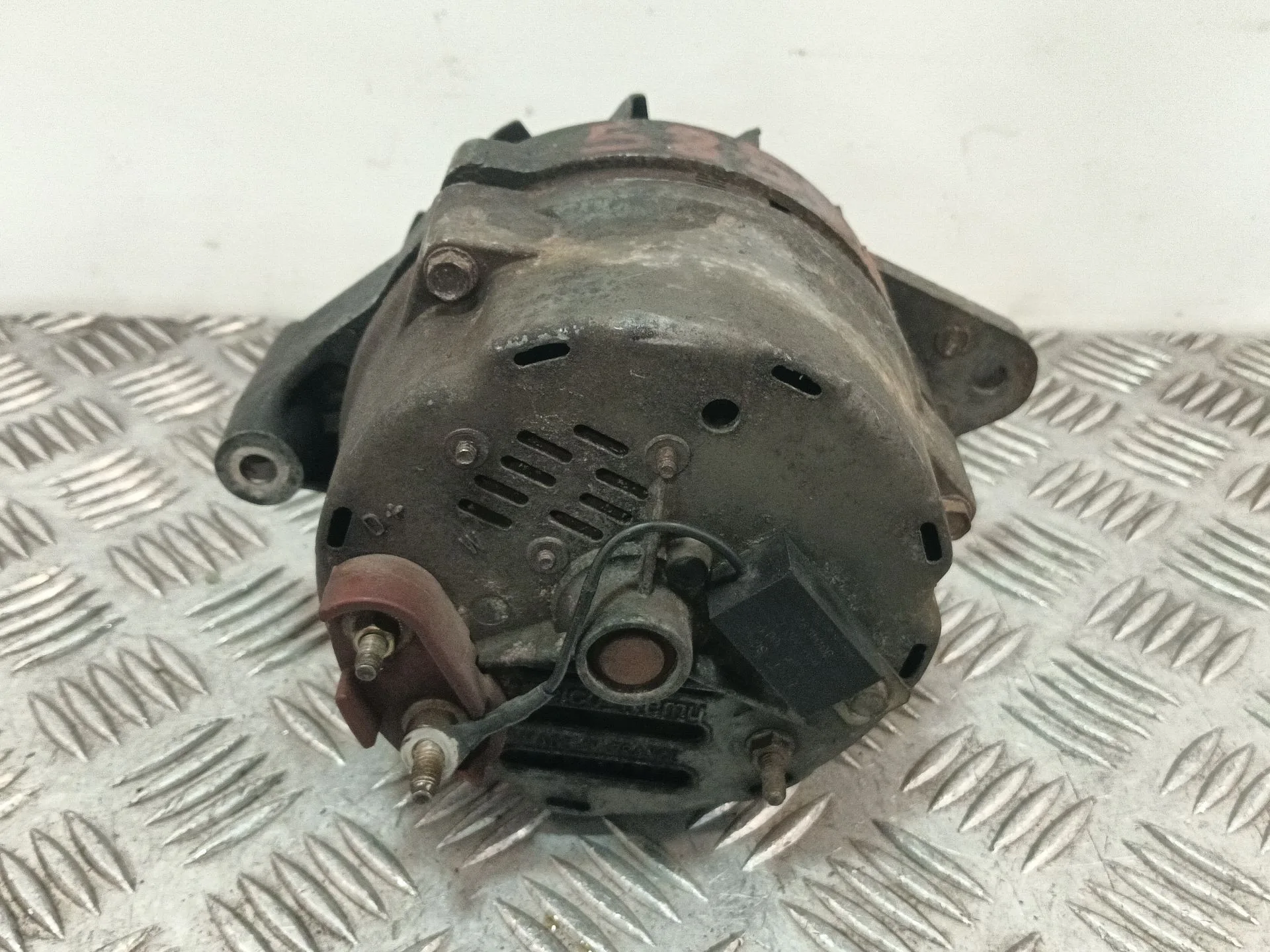 Alternador para Opel Corsa B