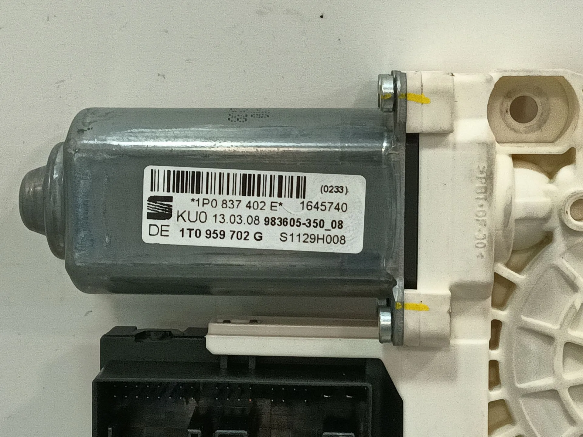 Motor Elevalunas Delantero Derecho para Seat Leon (1P1)