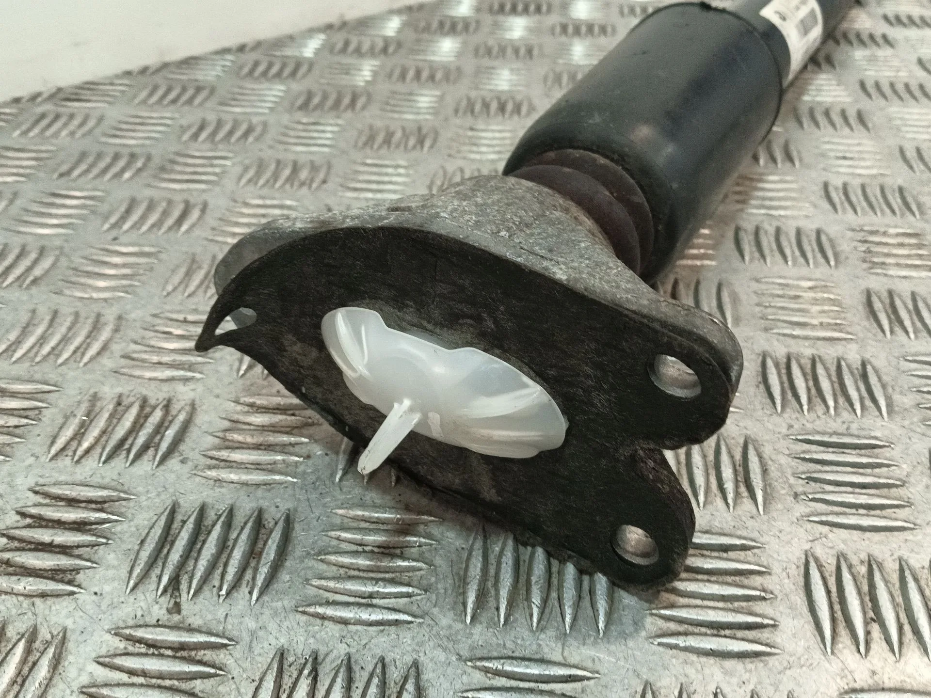 Amortiguador Trasero Izquierdo para Bmw Serie 3 Lim. (F30)