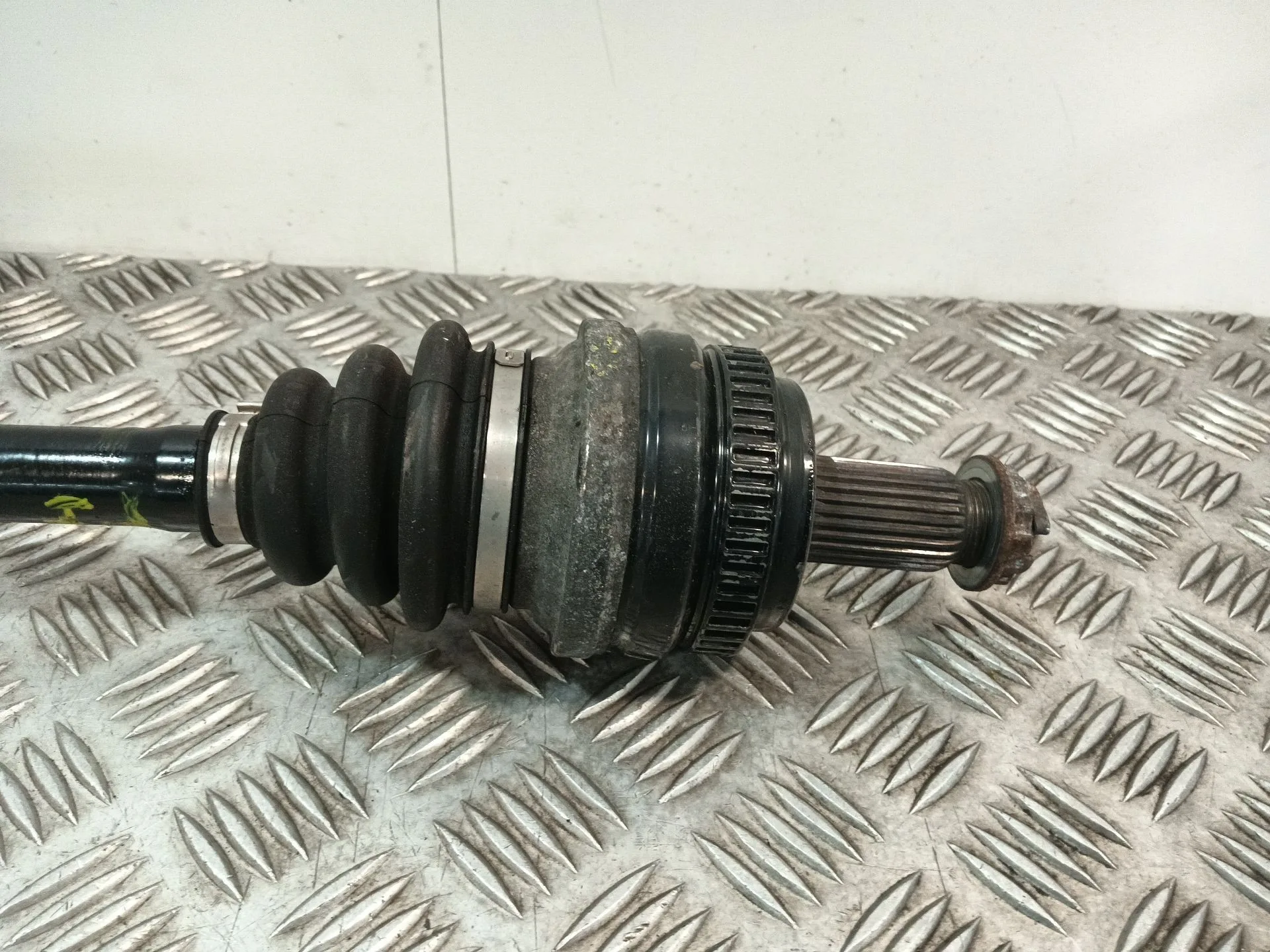 Transmision Trasera Izquierda para Bmw 1 (E81)