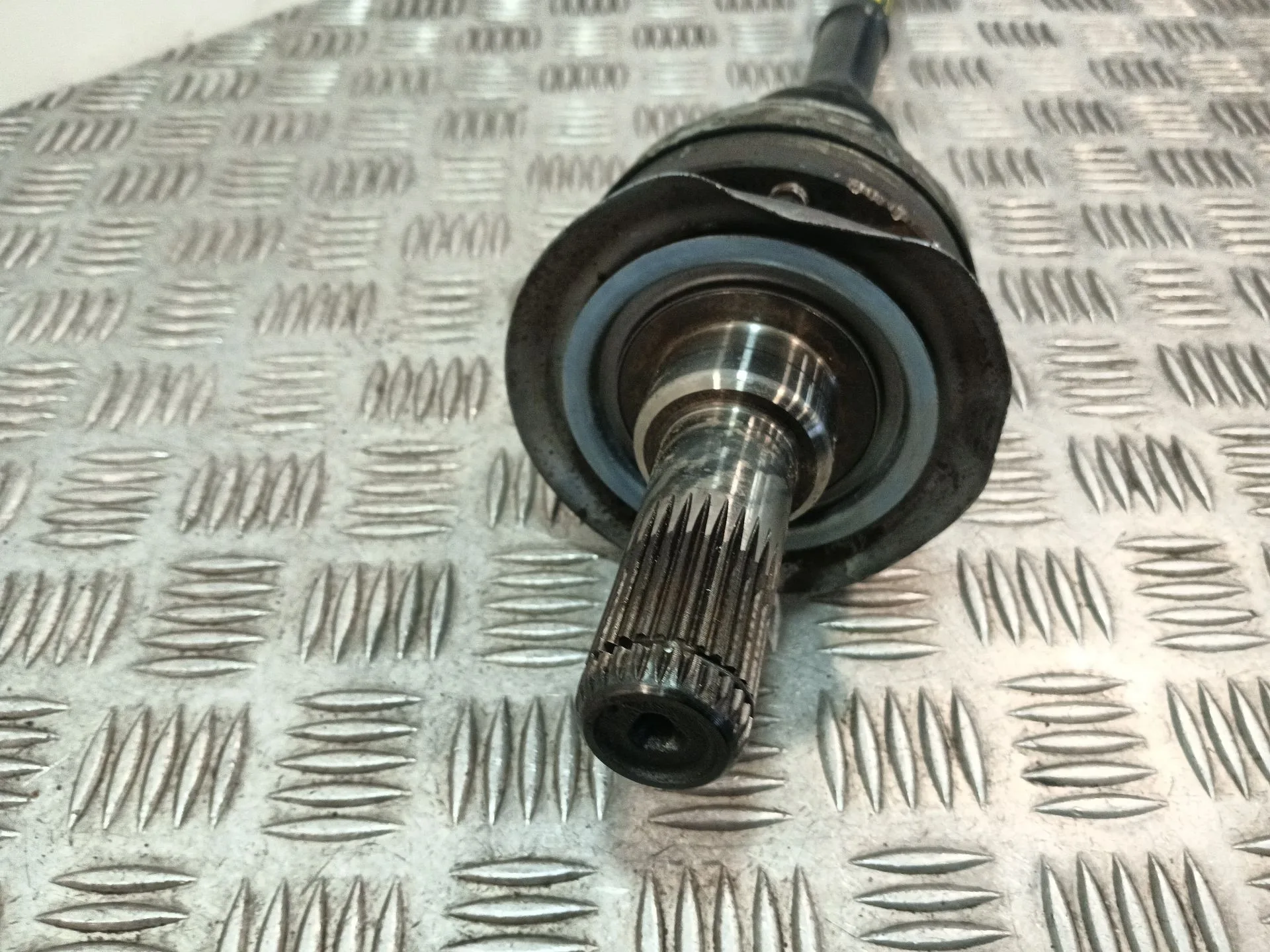 Transmision Trasera Izquierda para Bmw 1 (E81)