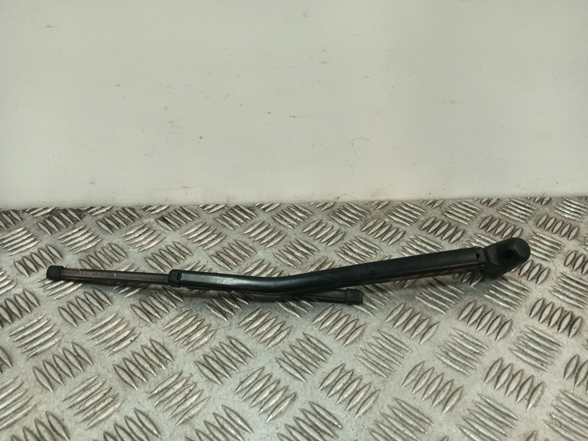 Brazo Limpia Trasero para Bmw 1 (E81)