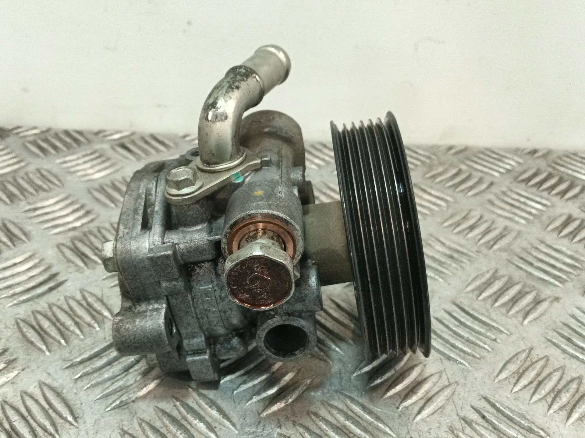 Bomba Direccion para Mitsubishi Lancer Berlina (Cy0)