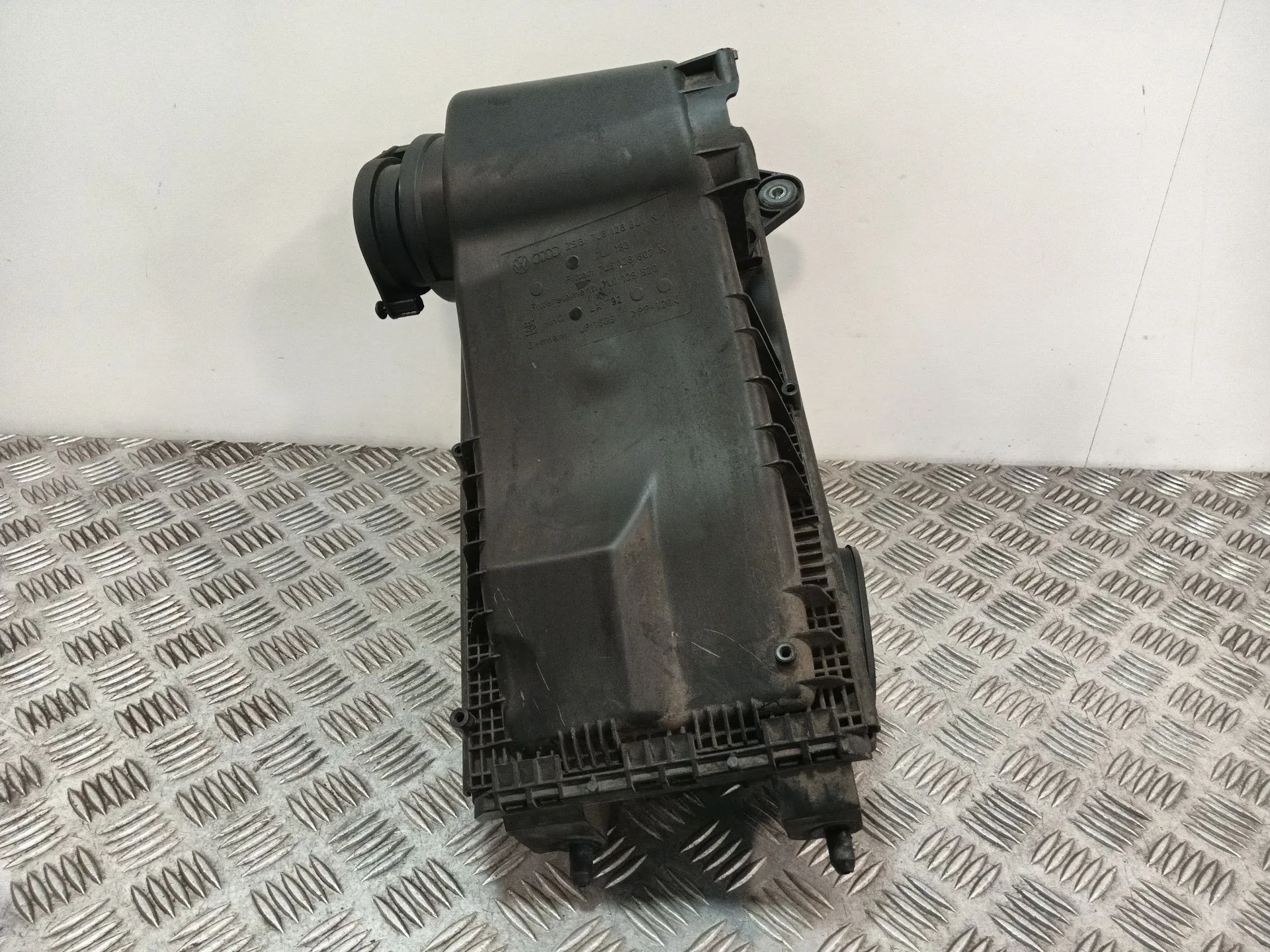 Carcasa Filtro Aire para Audi Q7 (4Lb)