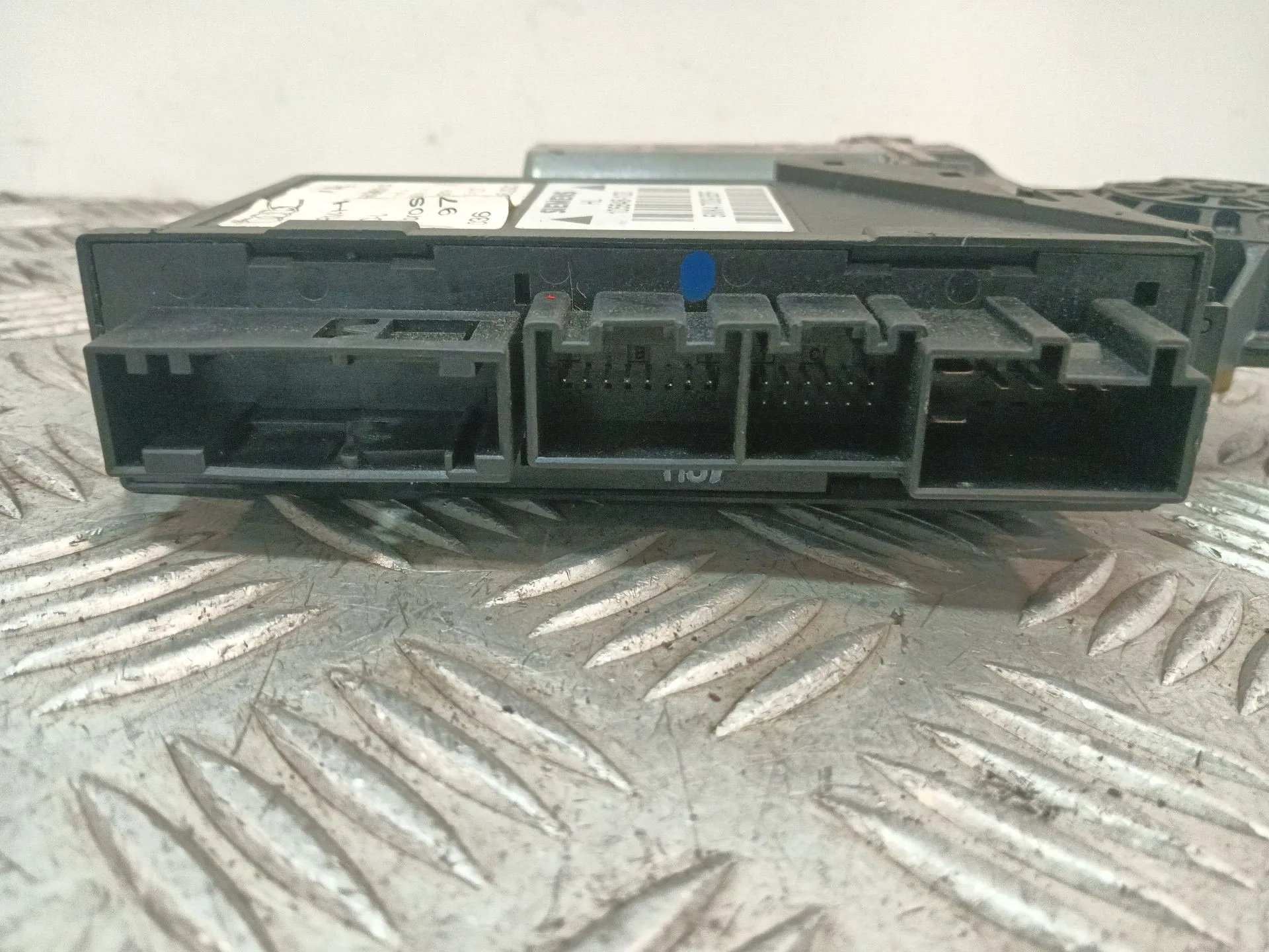 Motor Elevalunas Trasero Izquierdo para Audi A4 B6 (8E2)