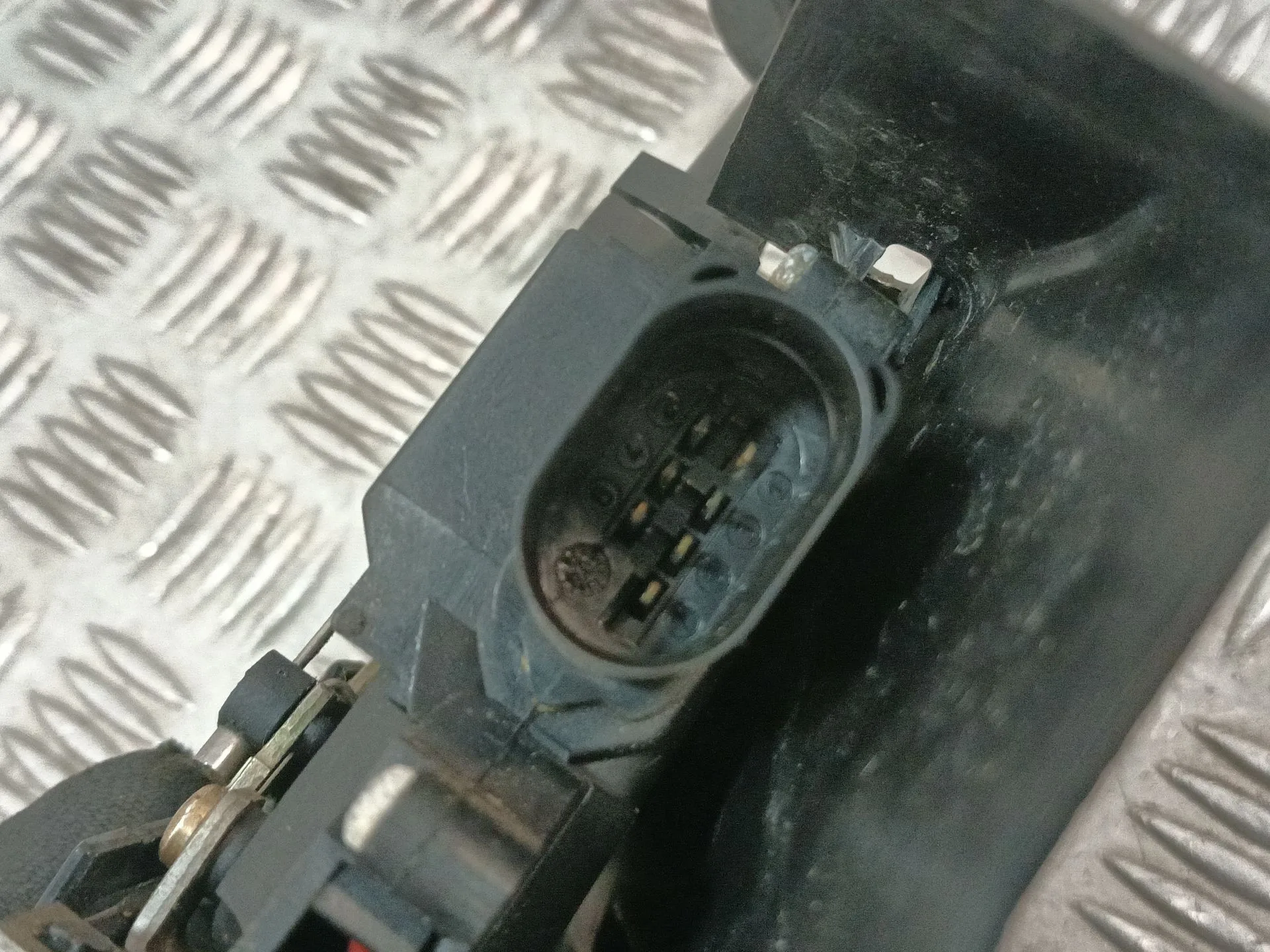 Cerradura Puerta Trasera Izquierda para Audi A4 B6 Avant (8E5)