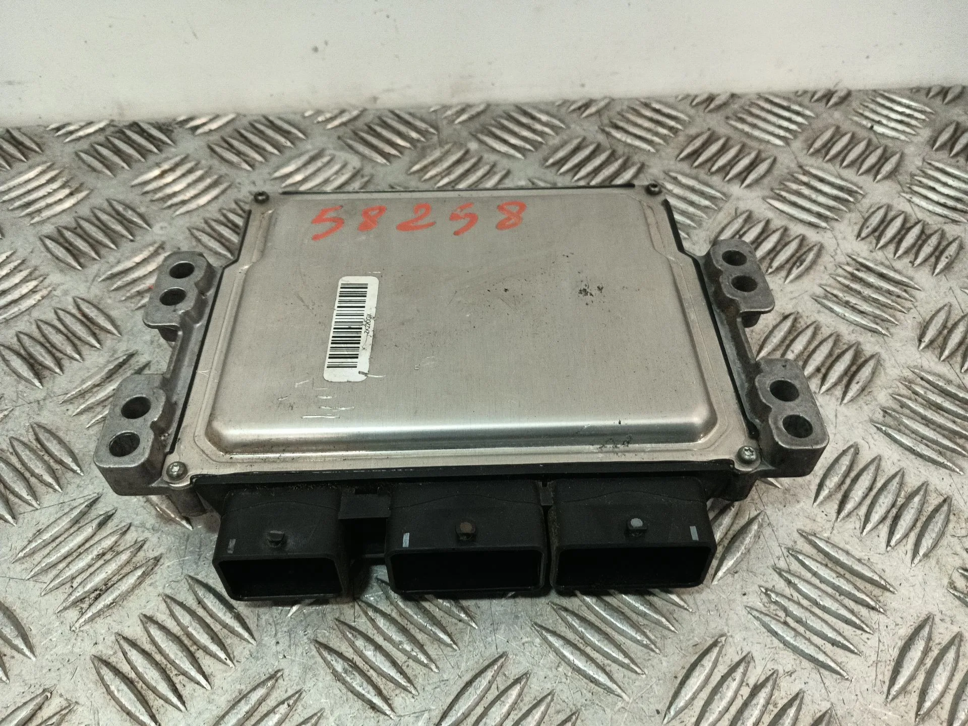 Centralita Motor Uce para Dacia Duster
