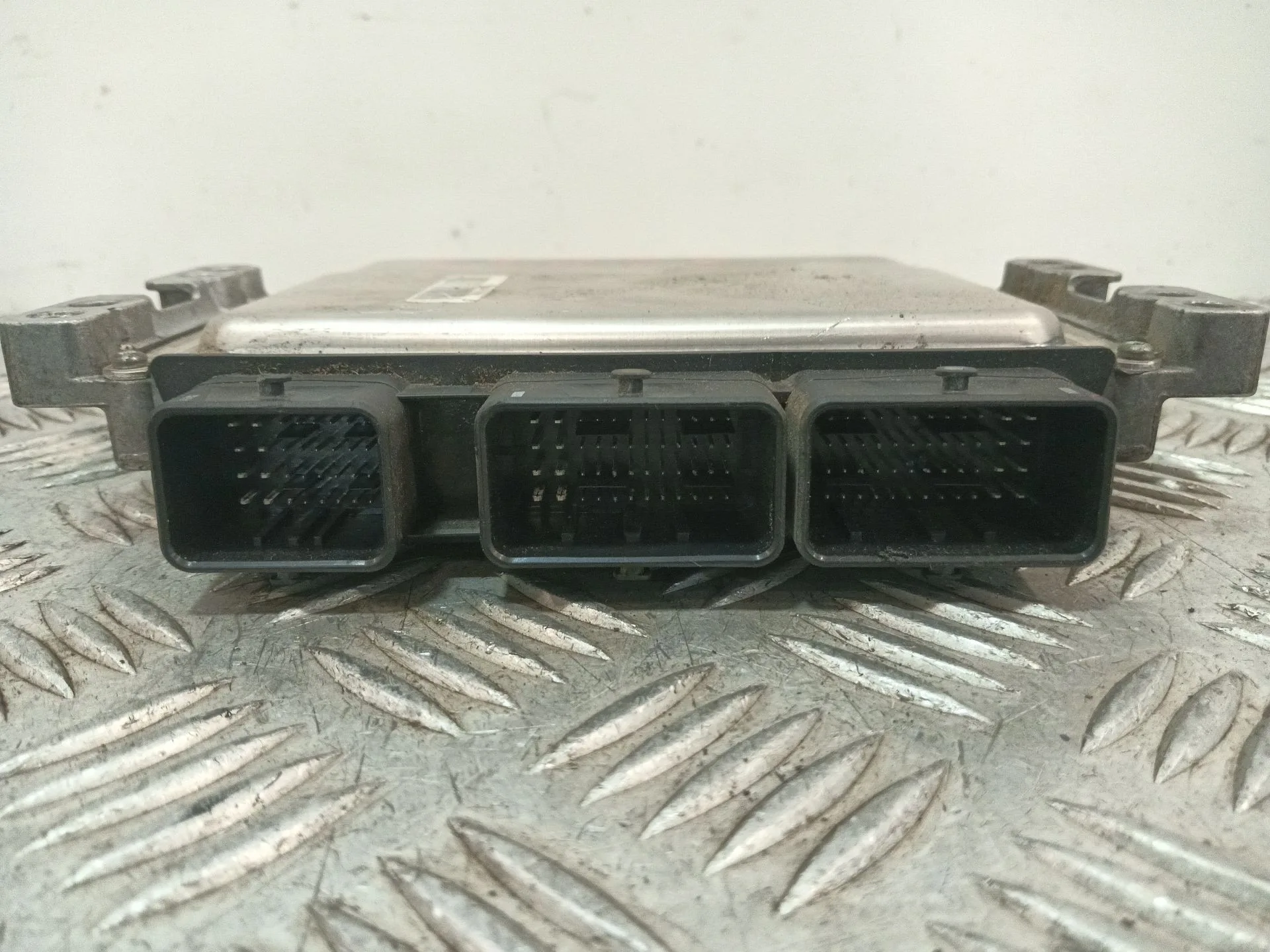 Centralita Motor Uce para Dacia Duster