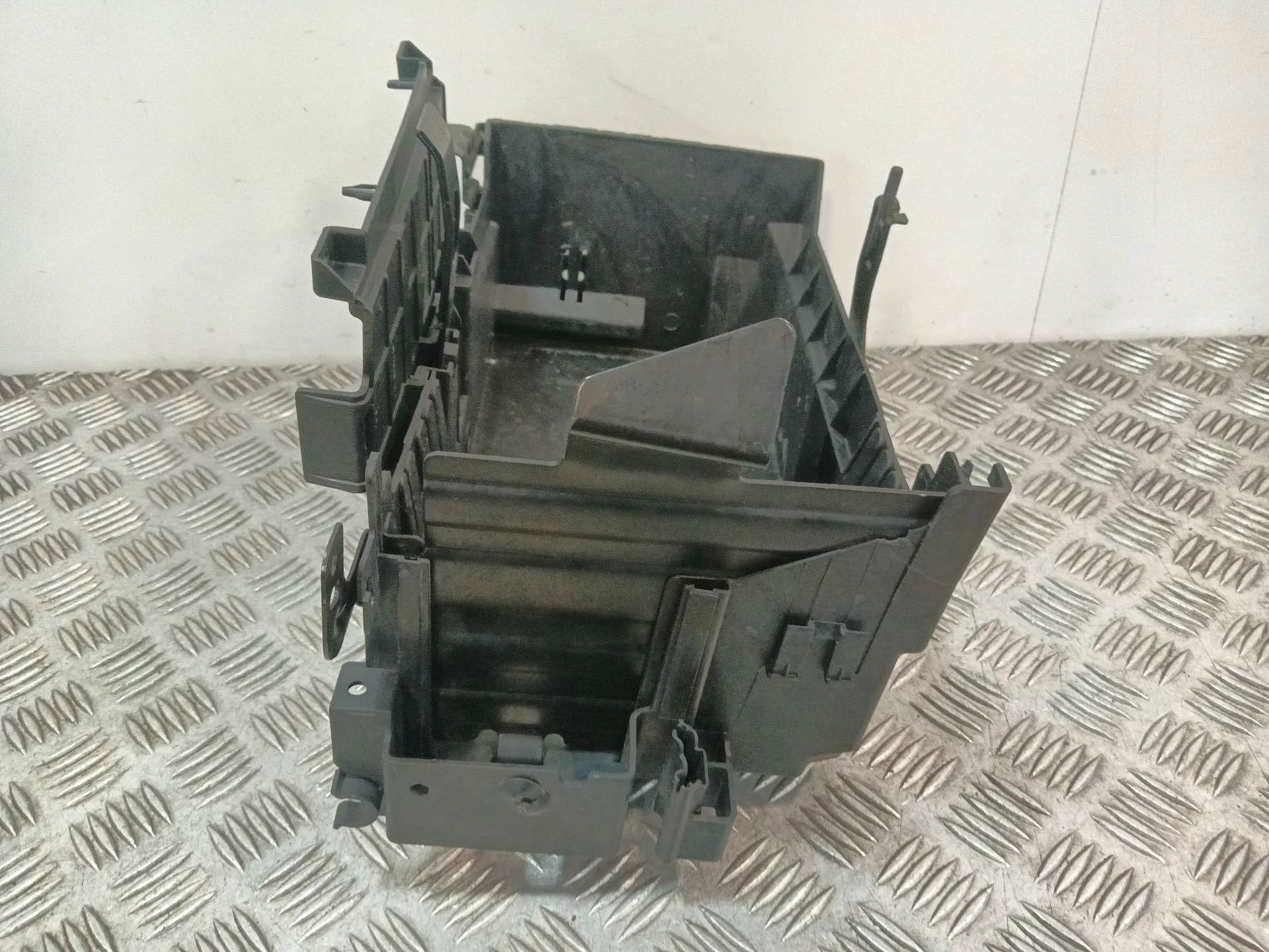 Soporte Bateria para Opel Astra J (P10)