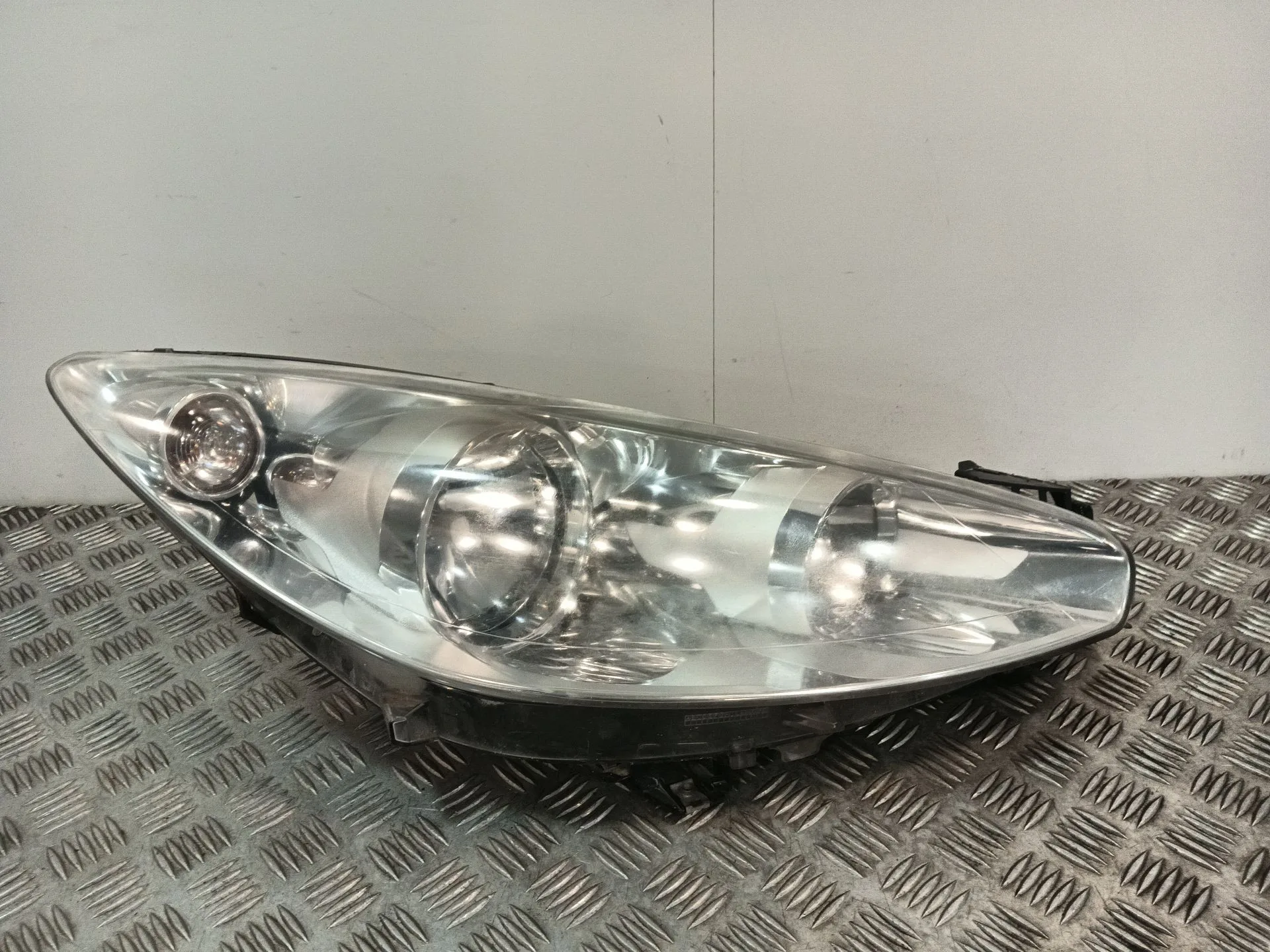 Faro Derecho para Peugeot 308 Sw I (4E_, 4H_)