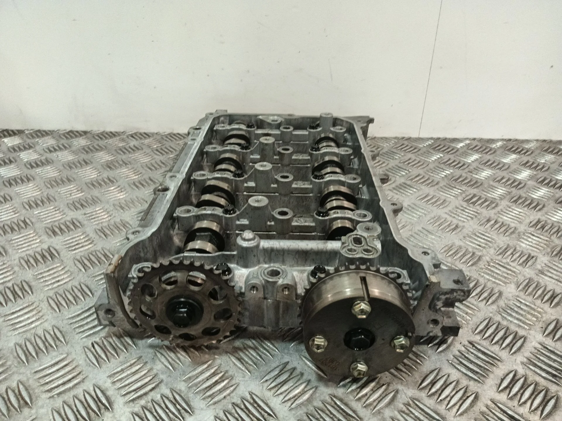 Culatin para Toyota C-Hr (_X1_)