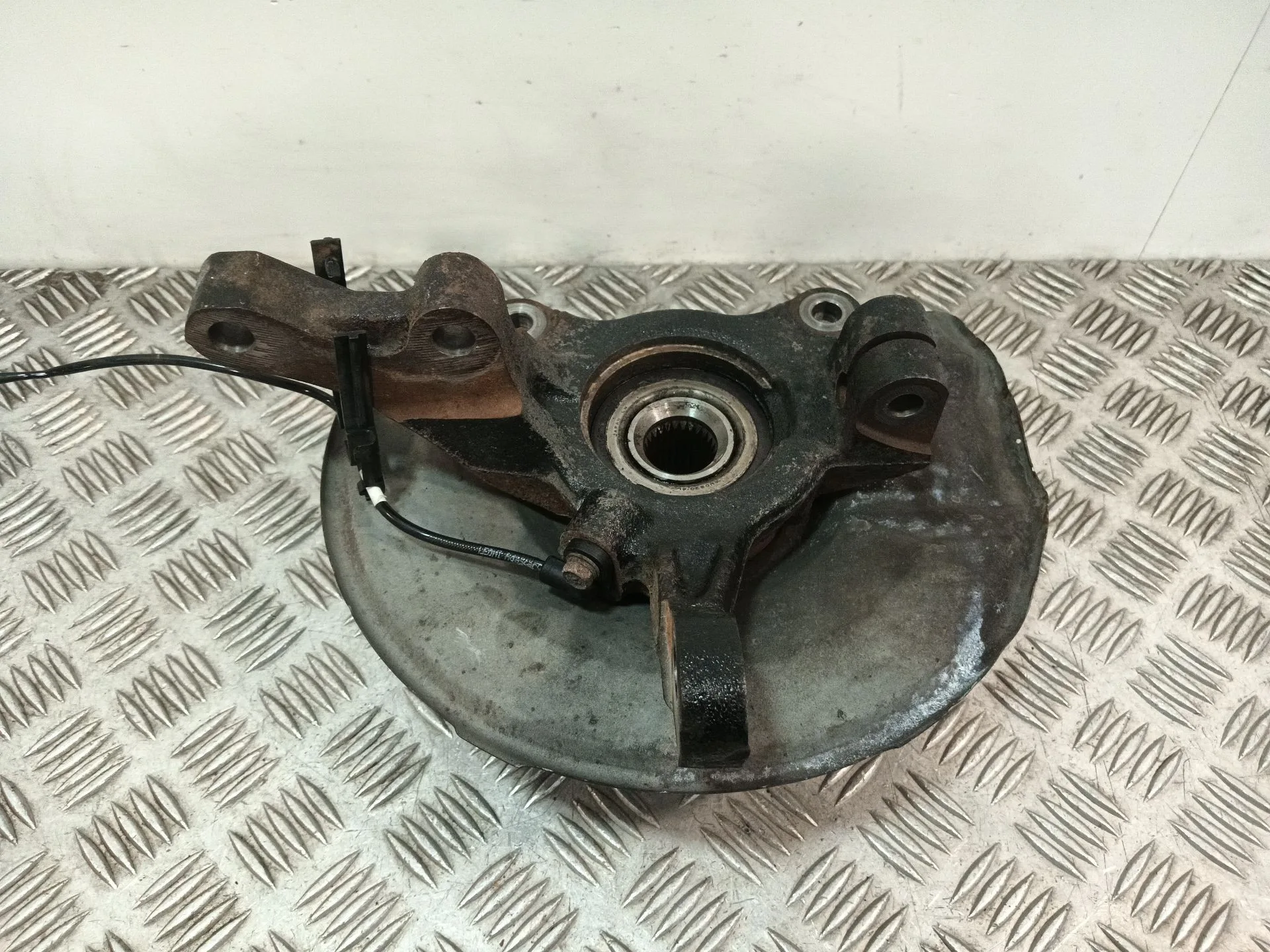 Mangueta Delantera Izquierda para Mitsubishi Lancer Berlina (Cy0)