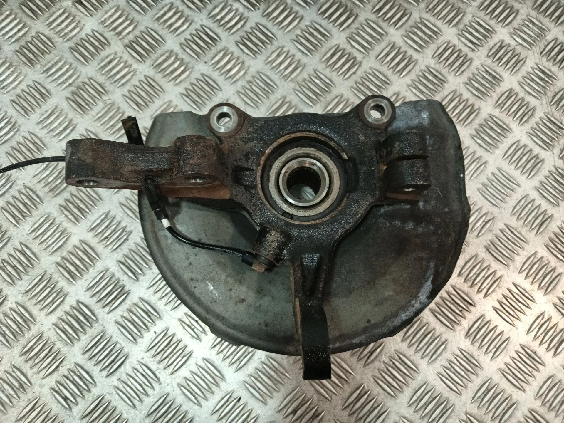 Mangueta Delantera Izquierda para Mitsubishi Lancer Berlina (Cy0)