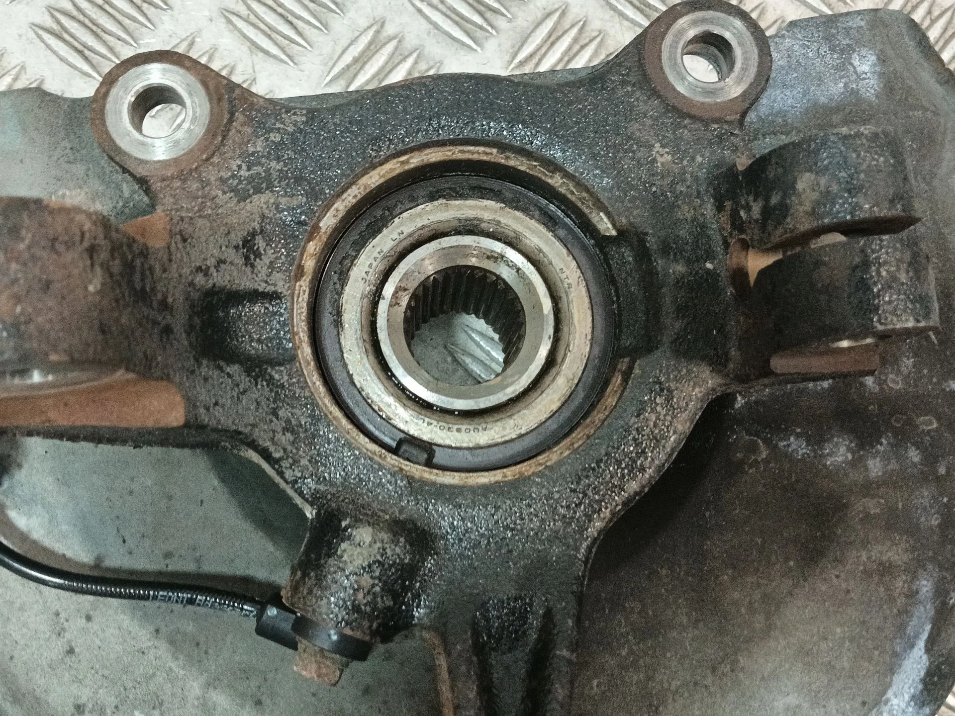 Mangueta Delantera Izquierda para Mitsubishi Lancer Berlina (Cy0)