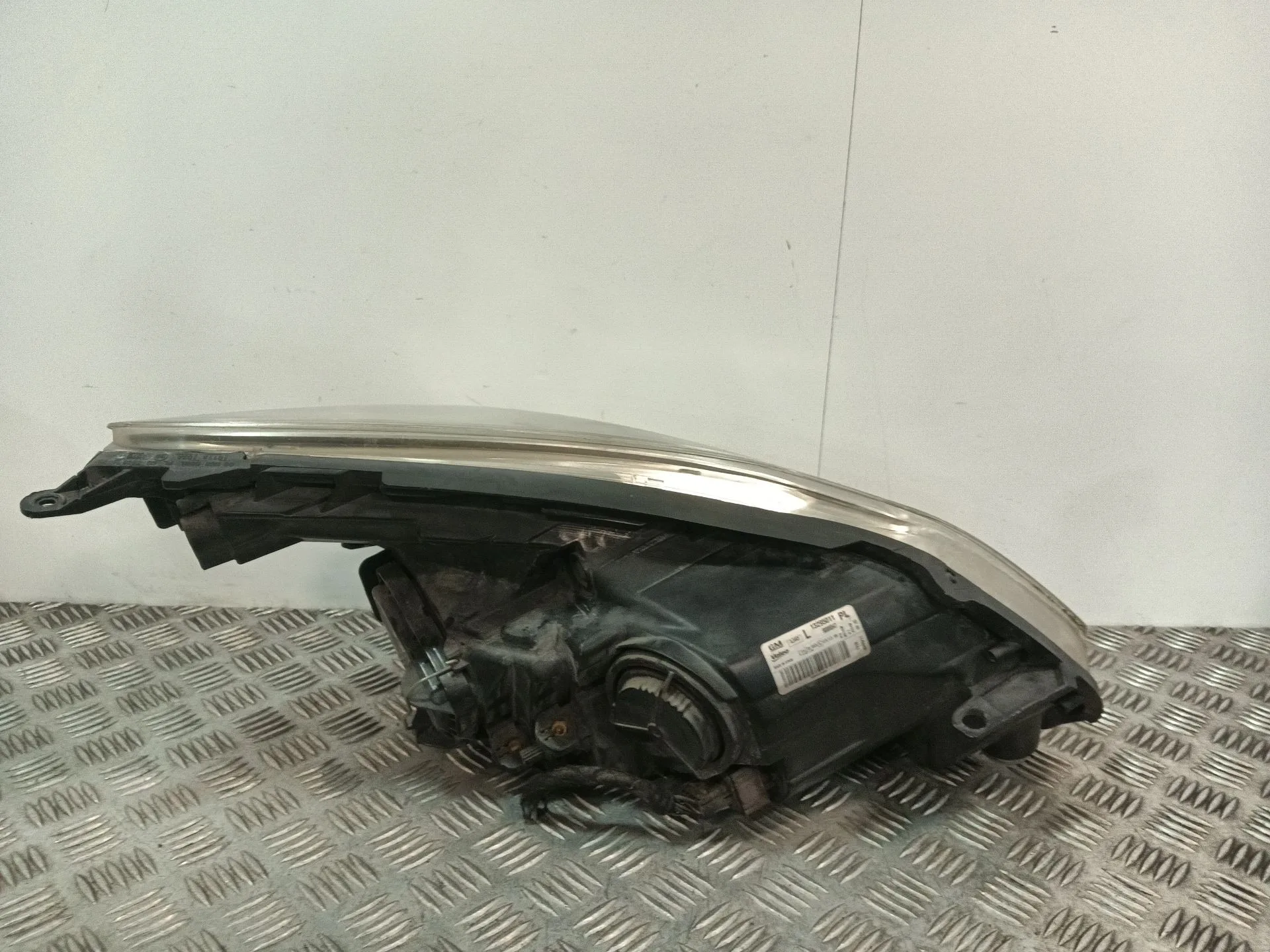Faro Izquierdo para Opel Corsa D (S07)