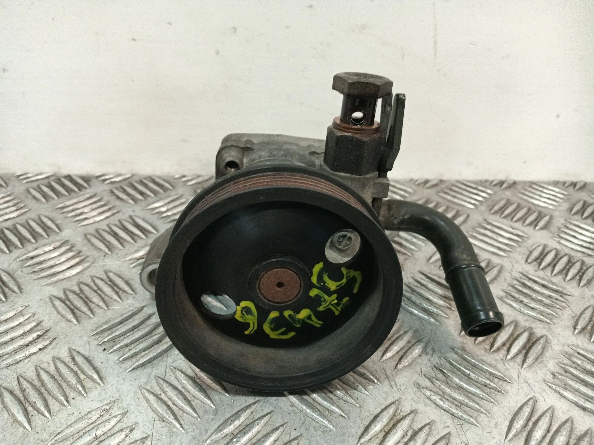 Bomba Direccion para Kia Opirus