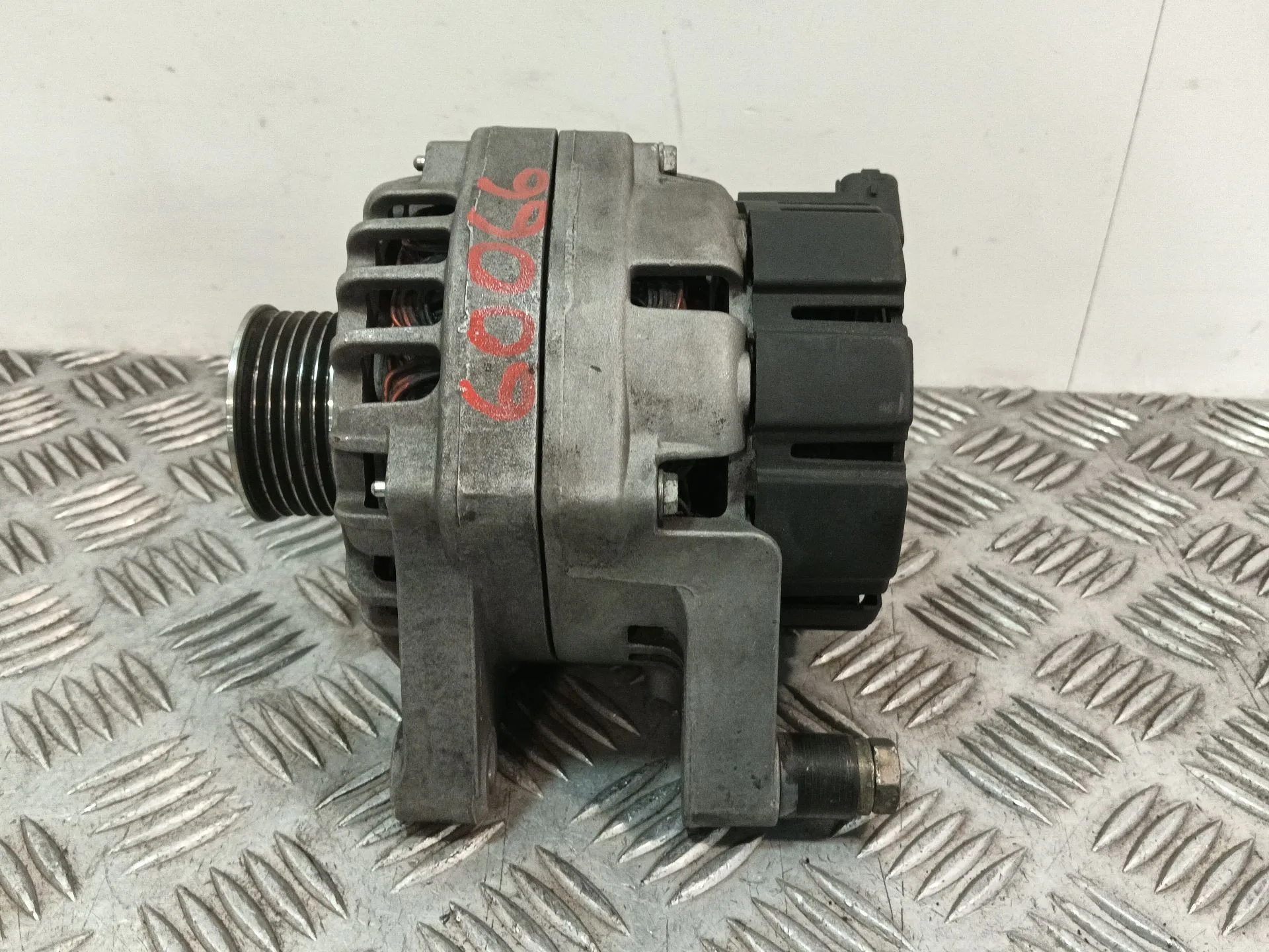 Alternador para Peugeot 206 Hatchback (2A/C)