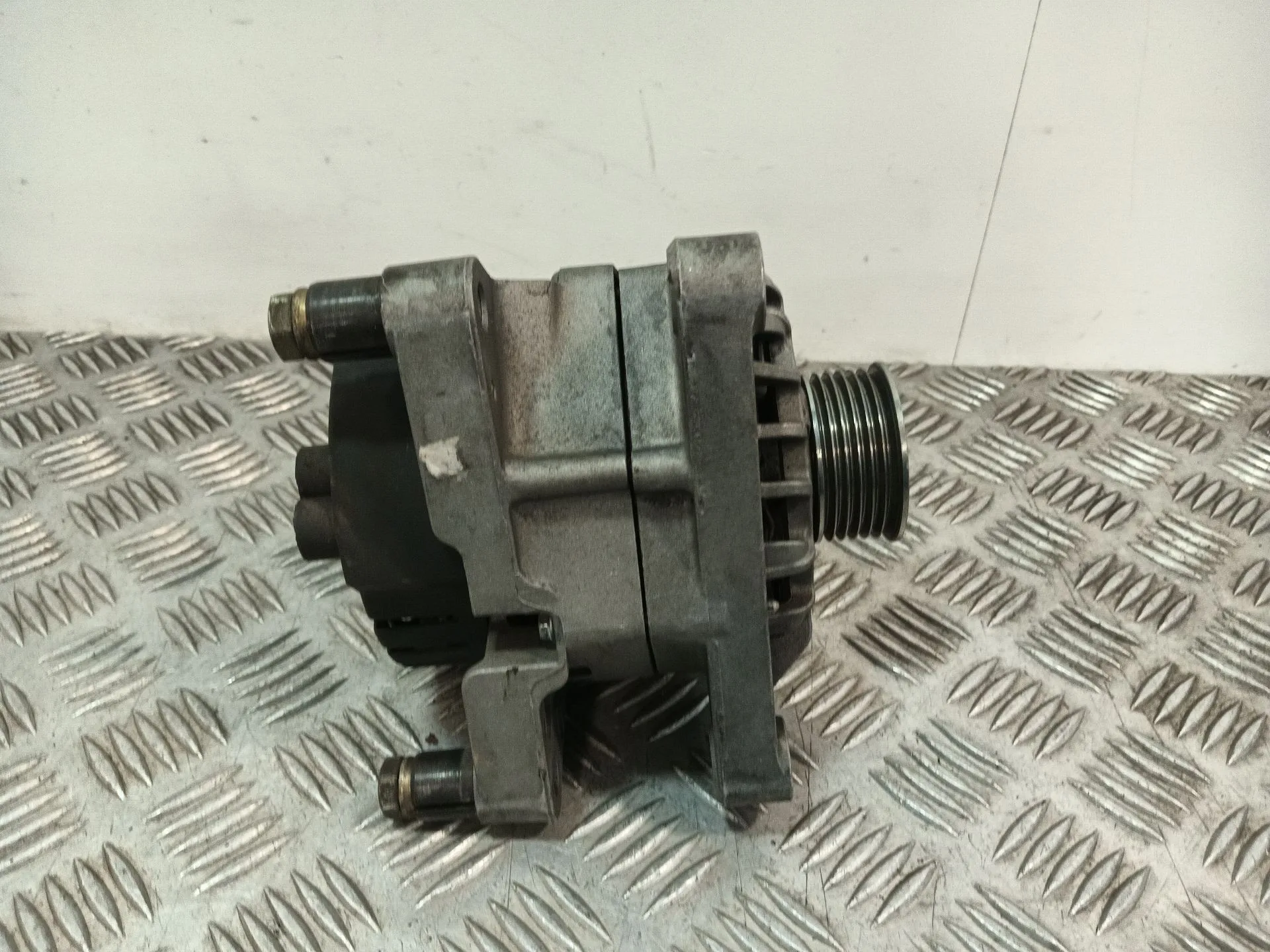 Alternador para Peugeot 206 Hatchback (2A/C)